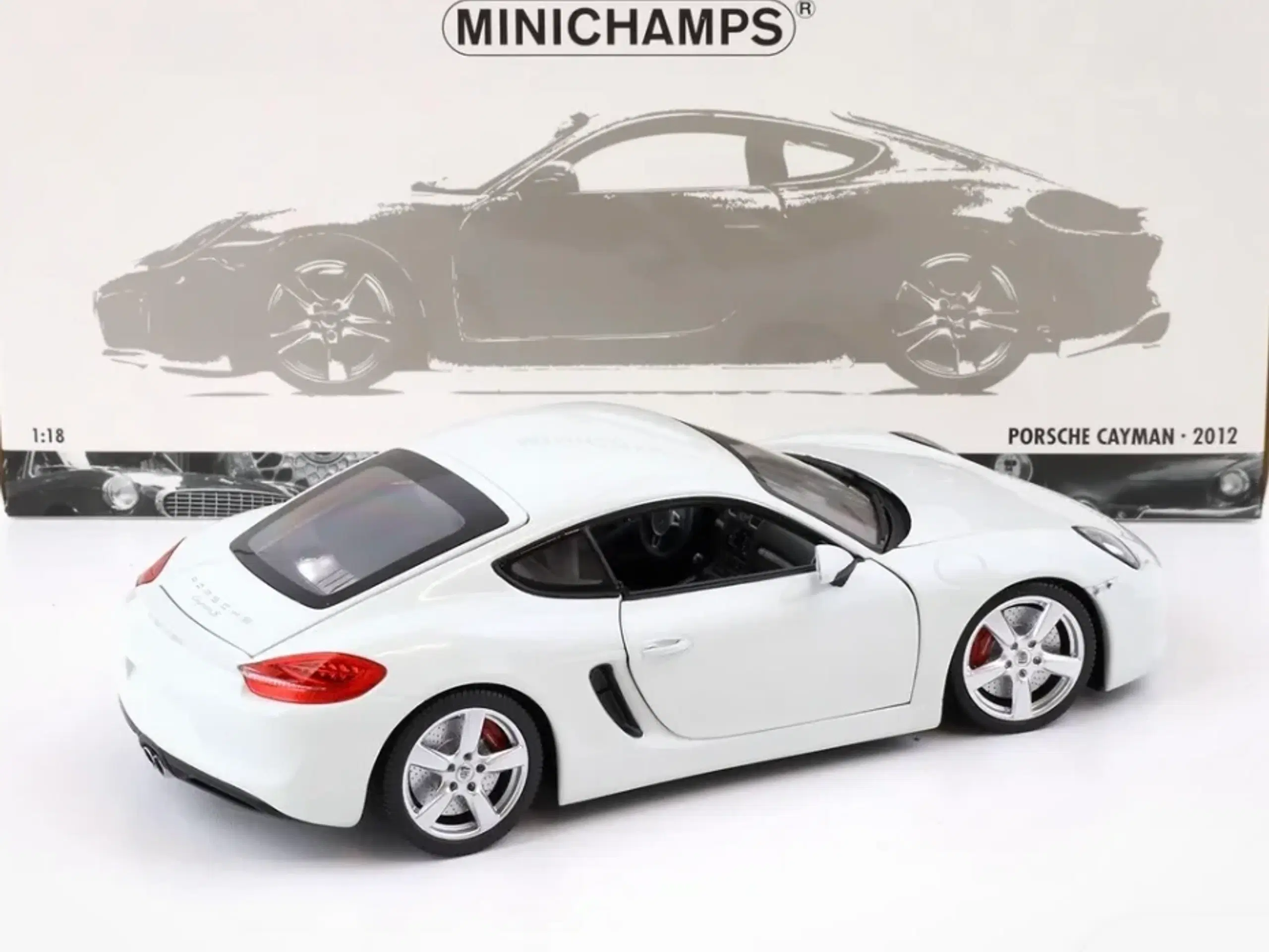 1:18 Porsche Cayman S 2012