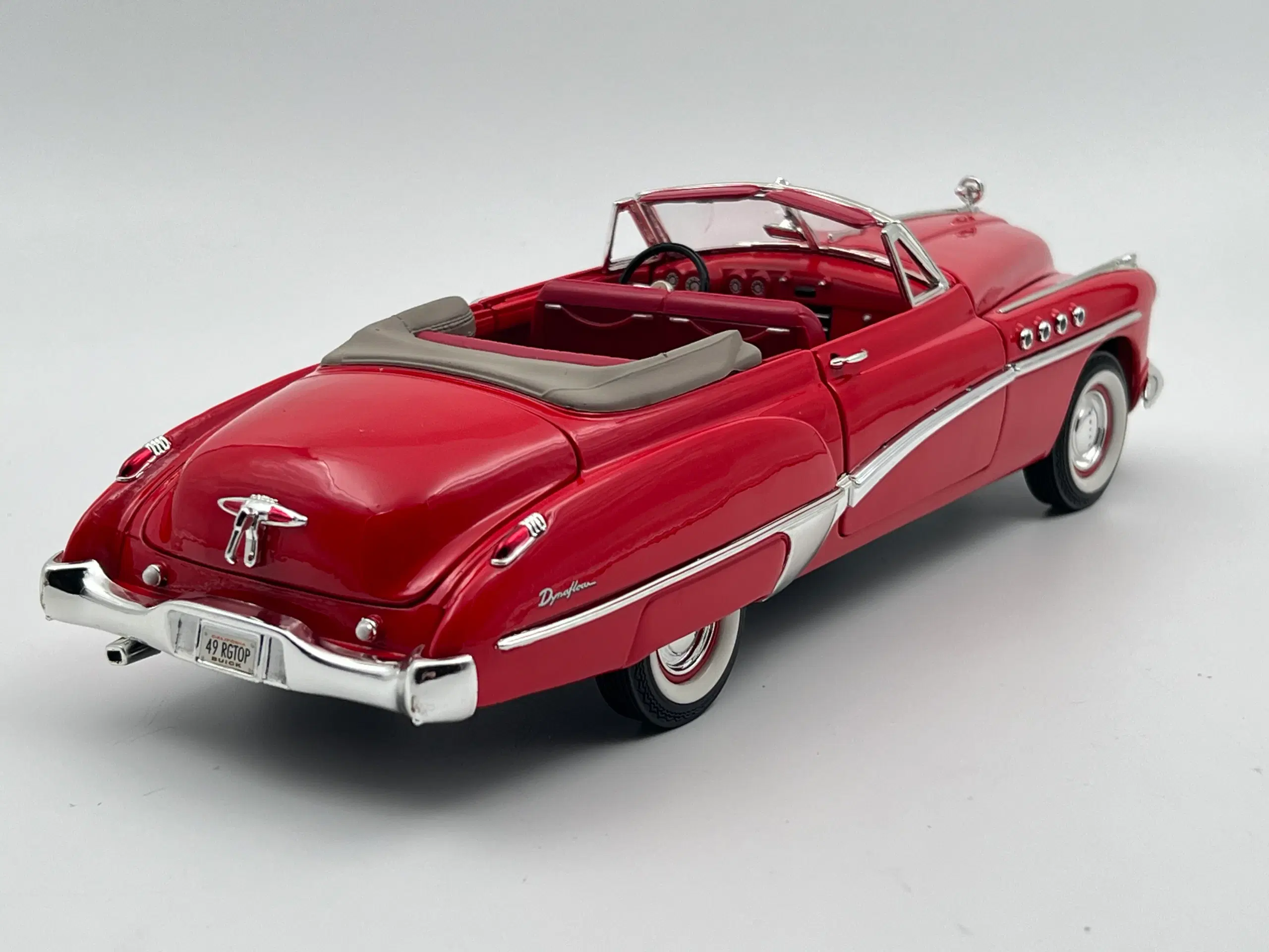 1949 Buick Roadmaster 1:18