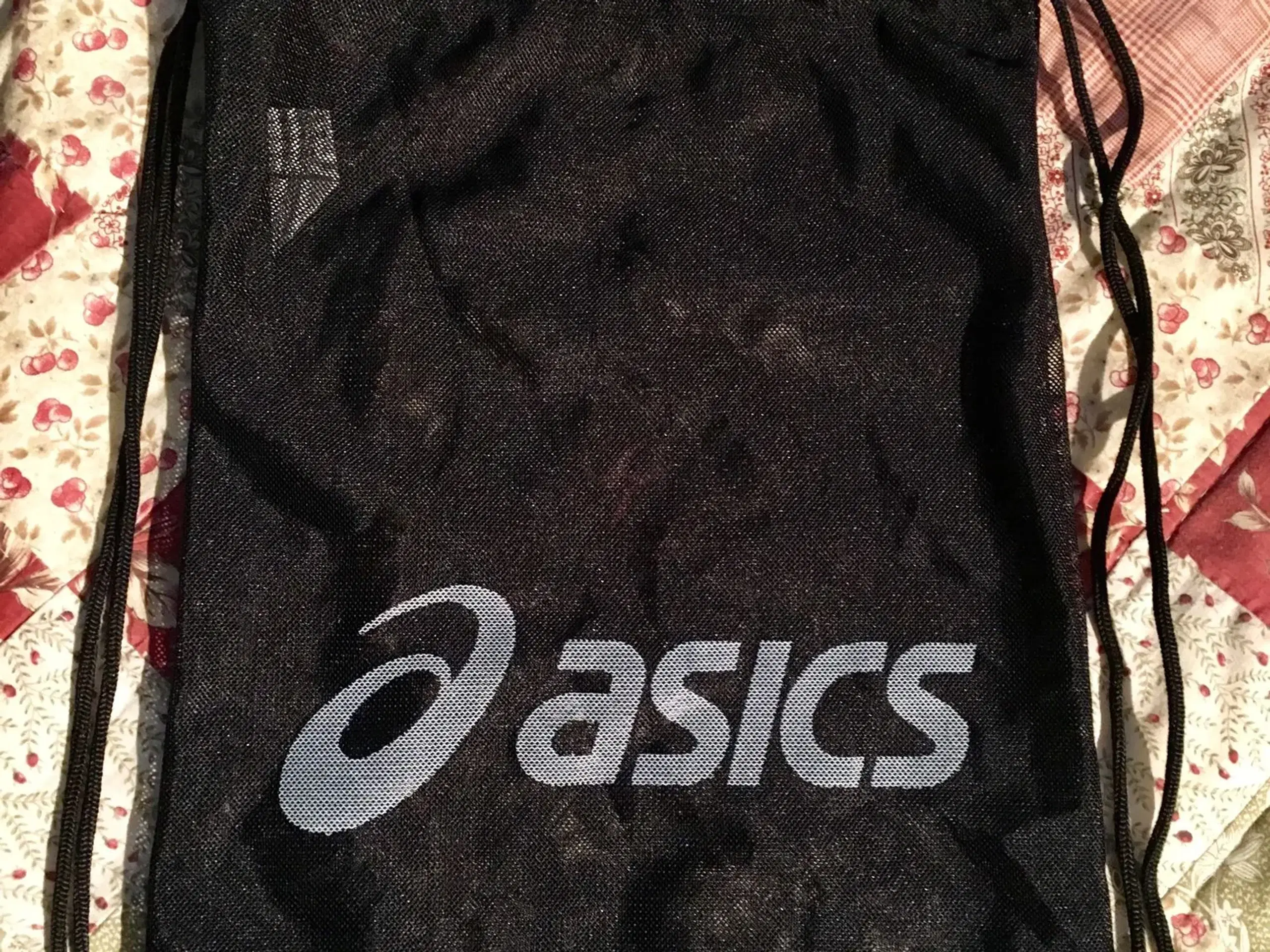 ASICS gymnastik pose til salg