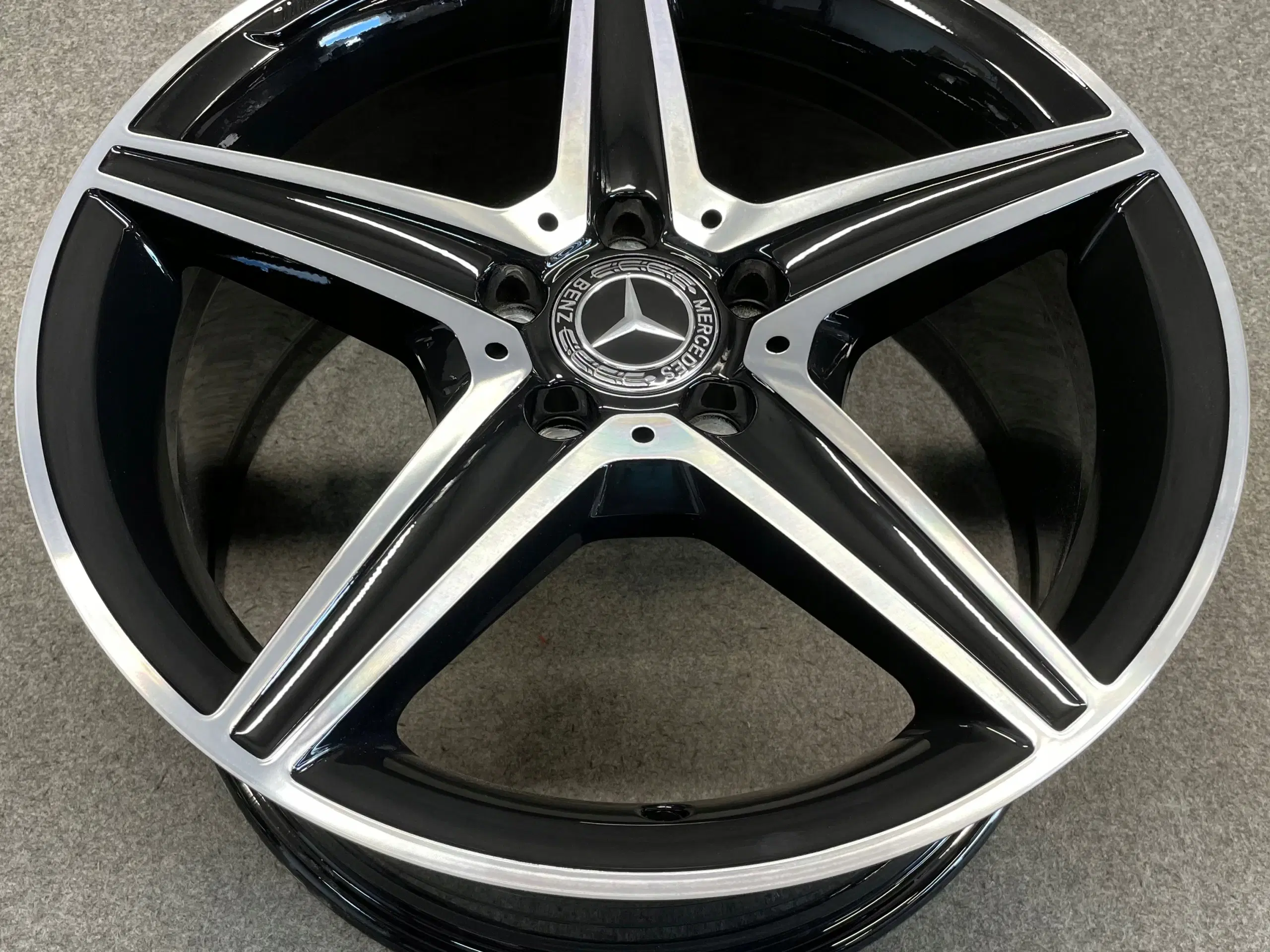 MERCEDES C KLASSE A205 W205 S205 75 og 85 x 19"