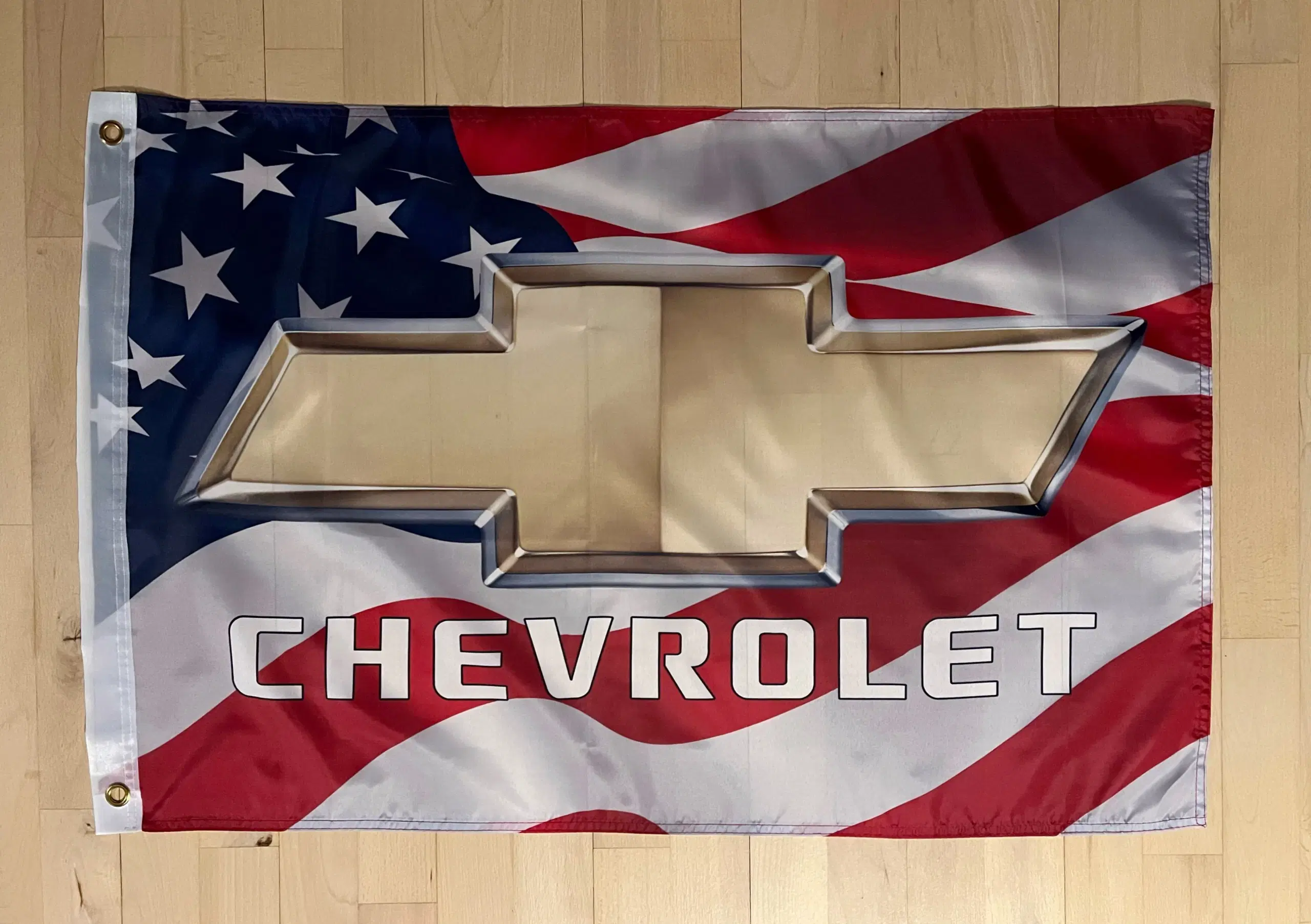 Flag med Chevrolet logo