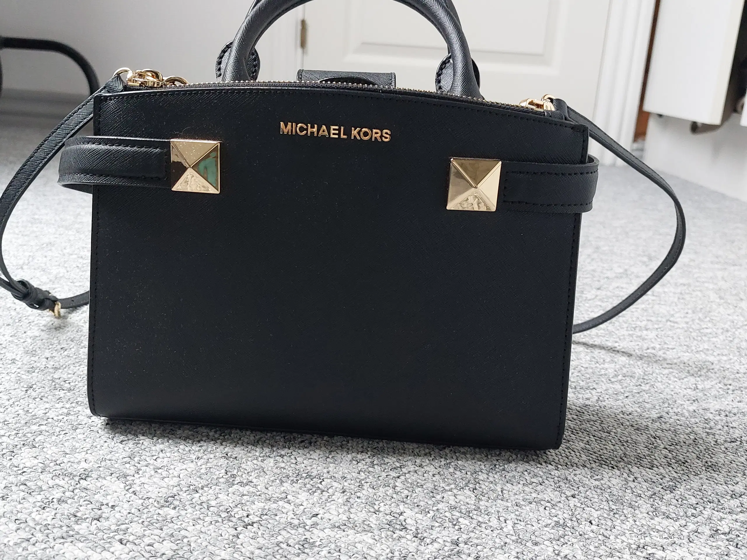 Michael kors håndtaske med rem original