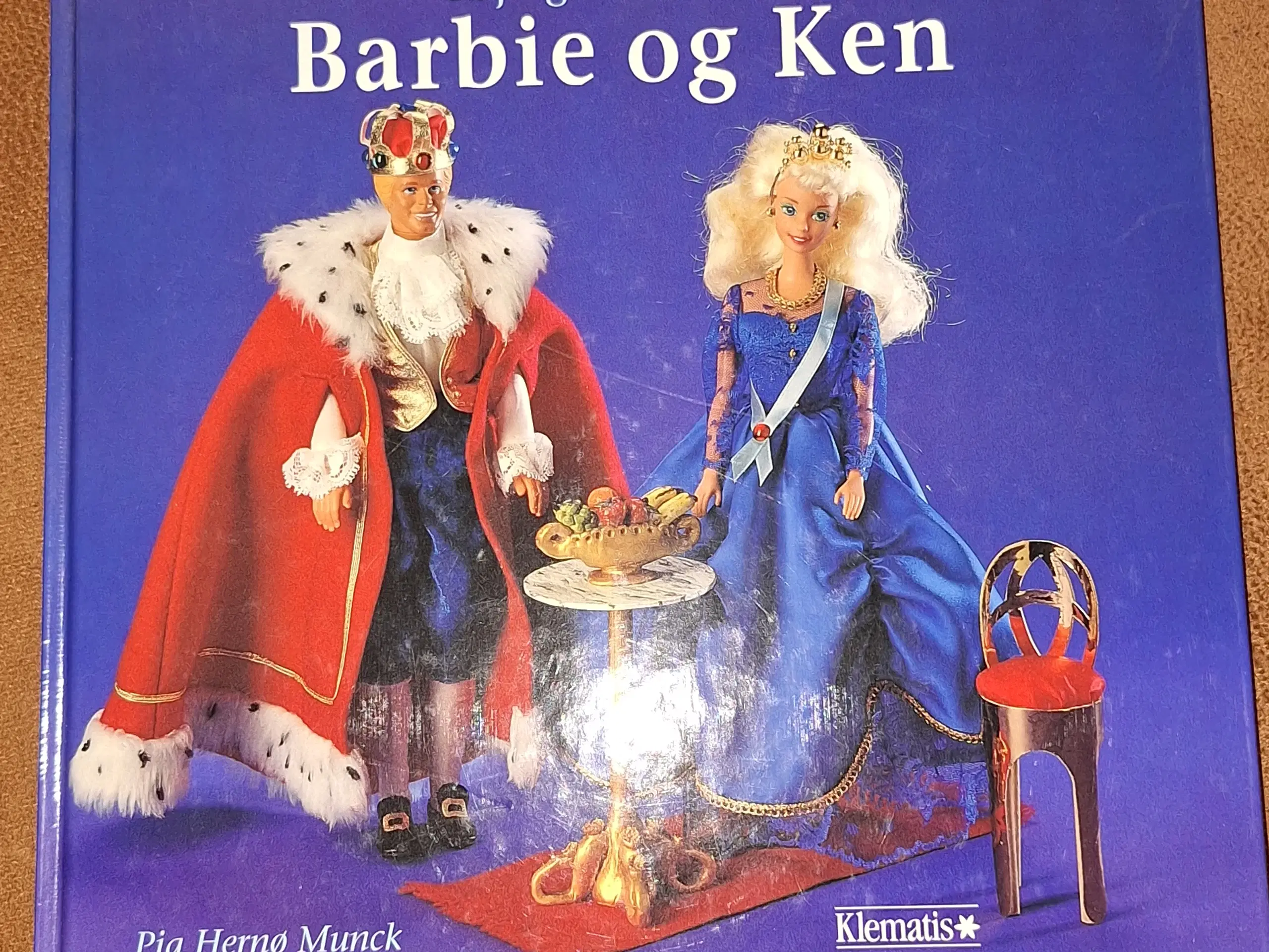 Sybog tøj til Barbie