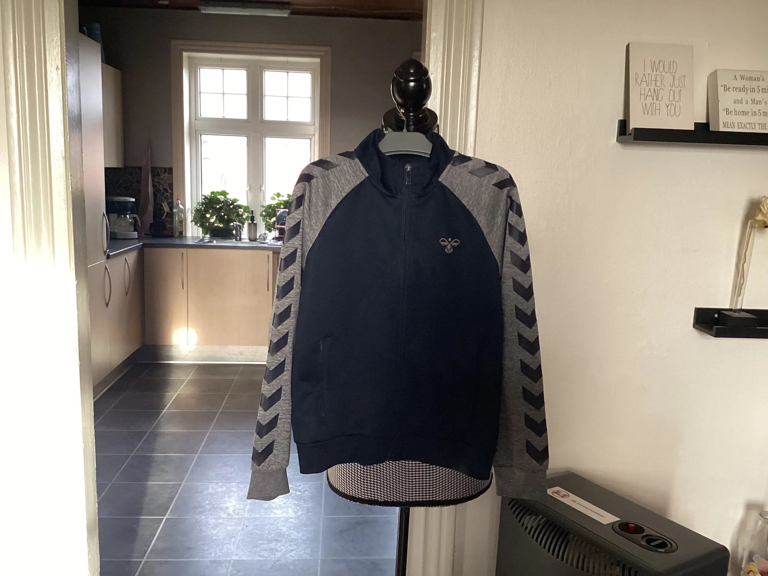 Hummel/ Adidas Trøjer/ Bukser Forsk Str