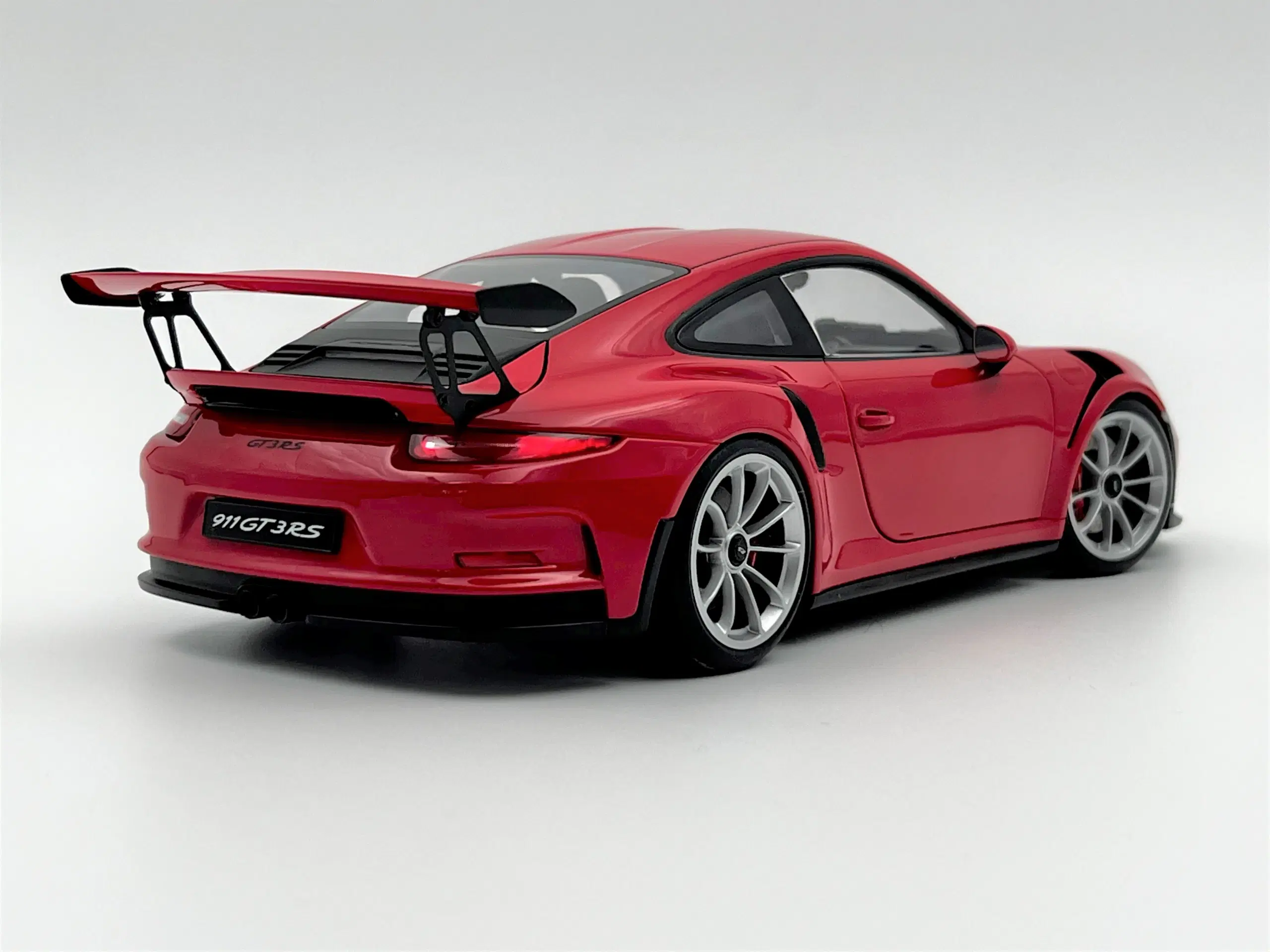 2016 Porsche 911 (9911) GT3 RS 40 AUTOart - 1:18