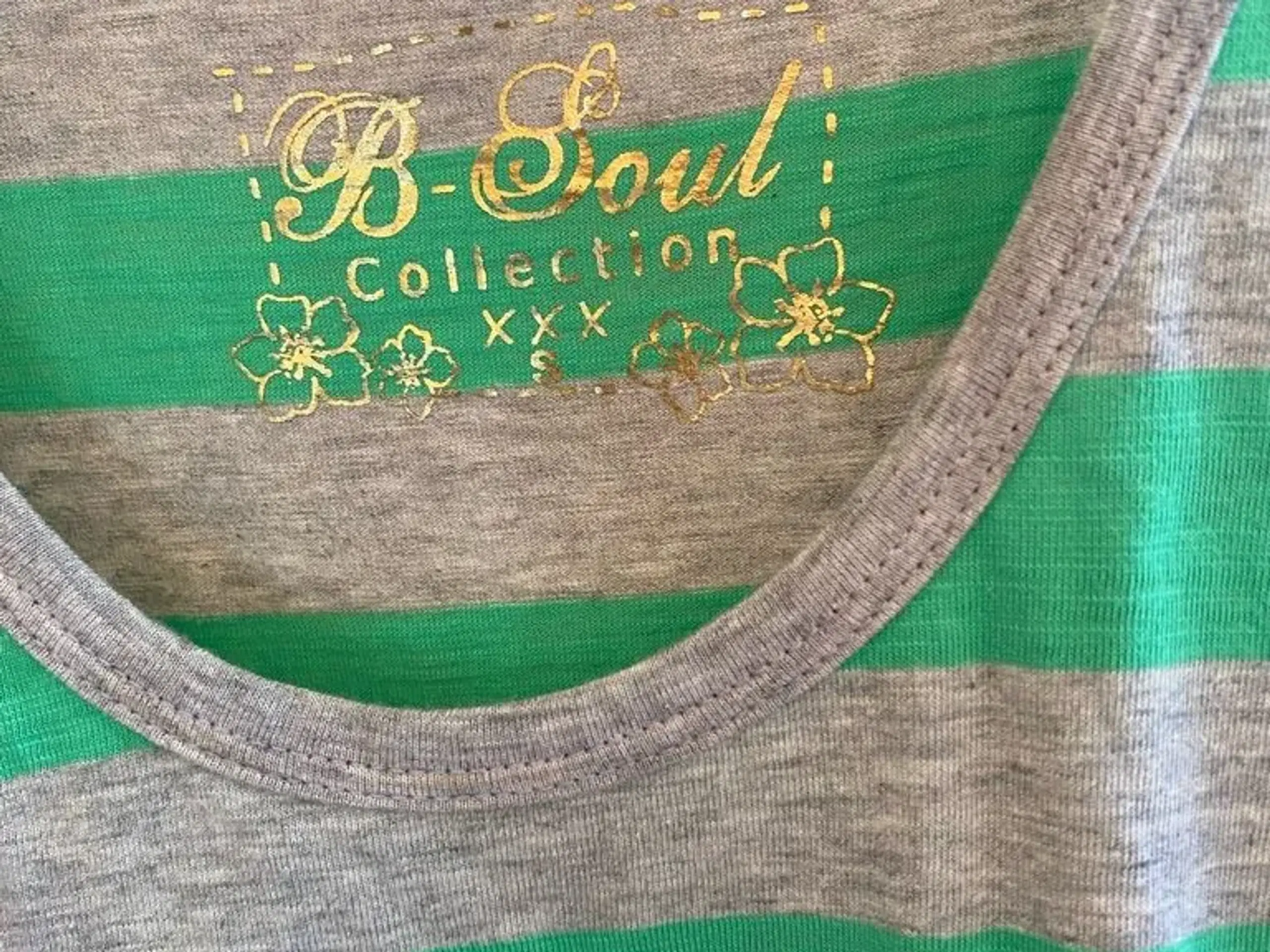 Smart bluse fra B-Soul collection str S