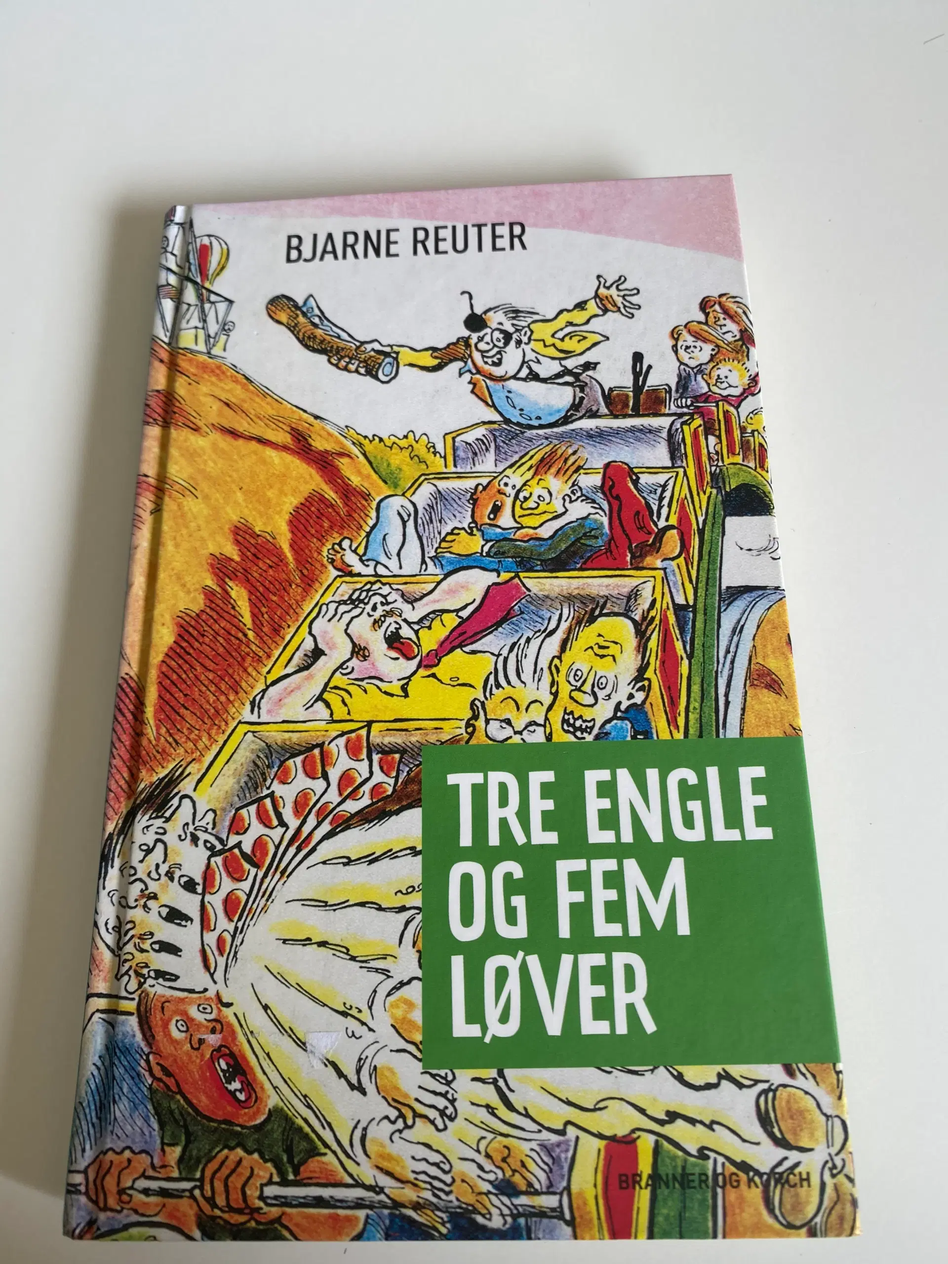 Tre engle og fem løver