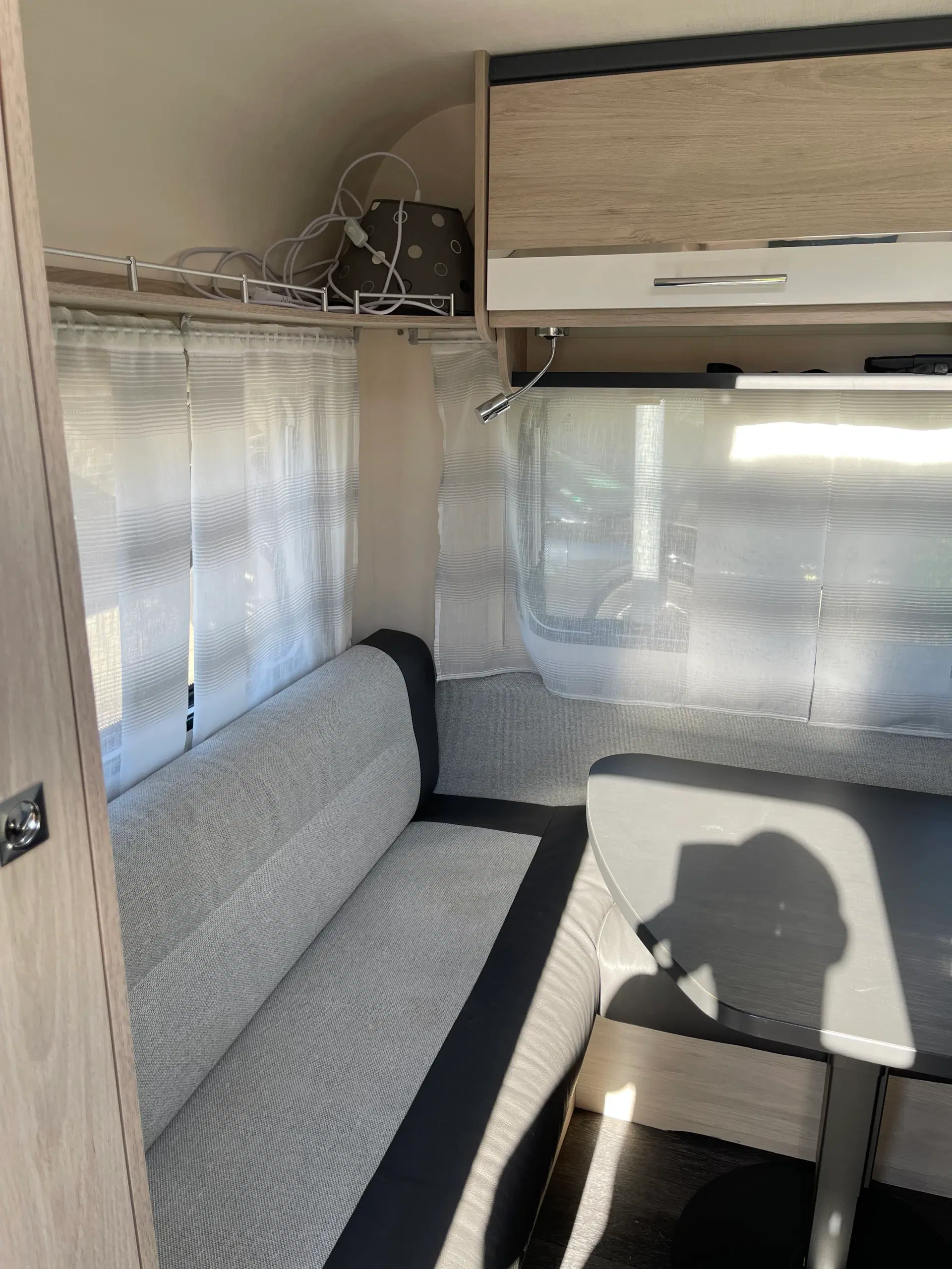 Flot Caravelair 420 Antares Dk edition 2019/2020