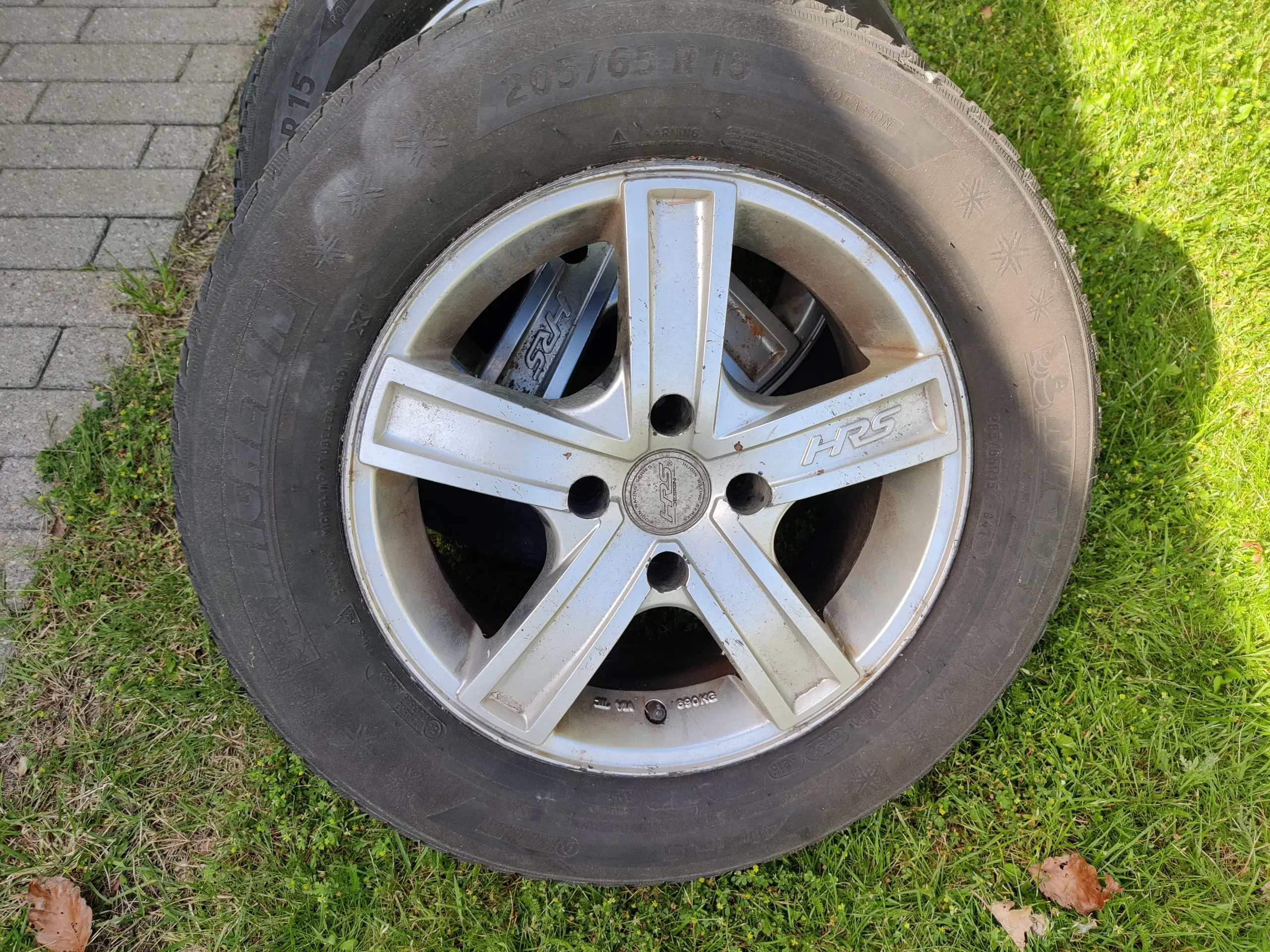 205/65 R15