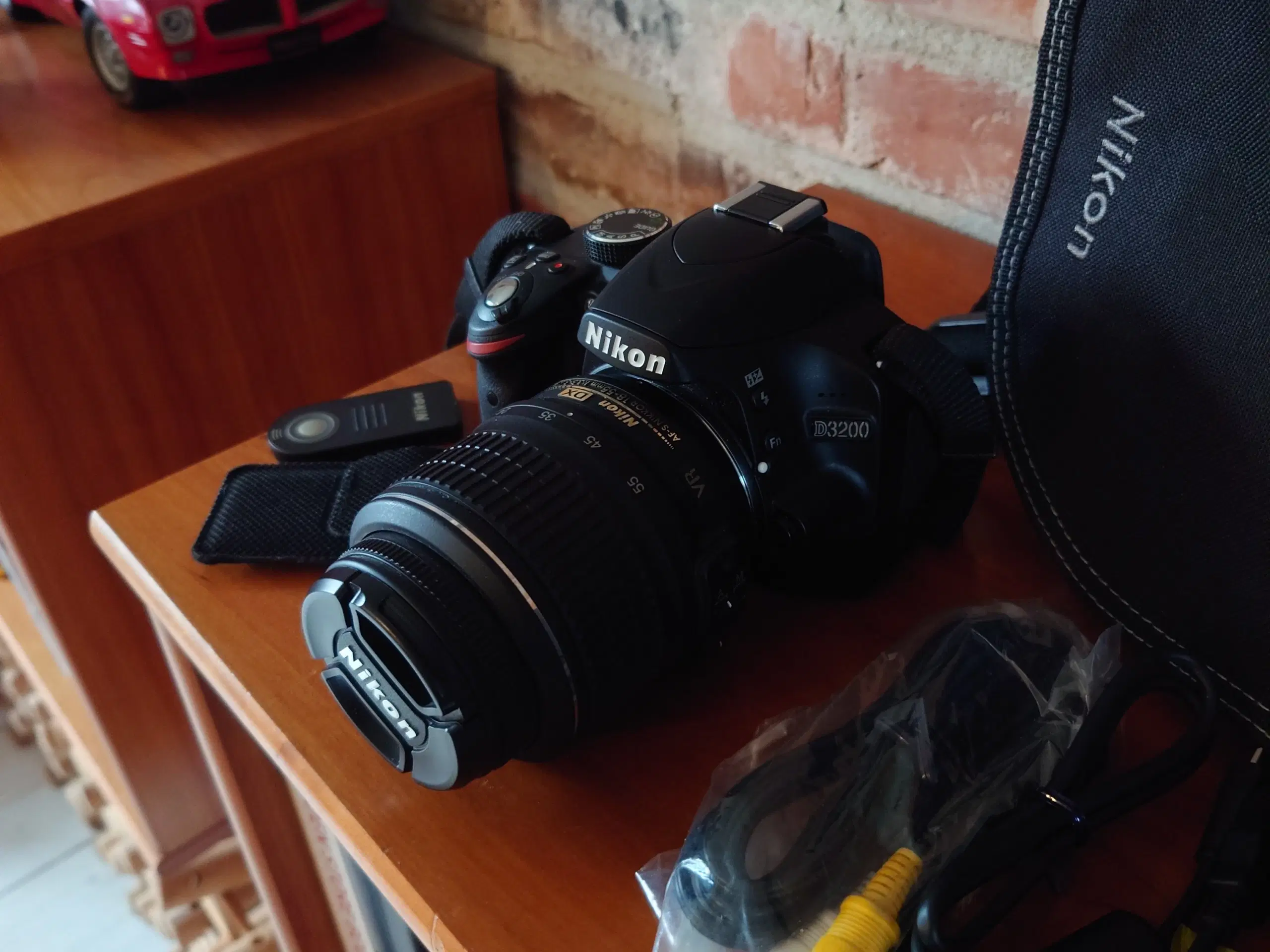 Nikon D3200 24.2 mp 64gb ram 18-55mm objektiv VR m