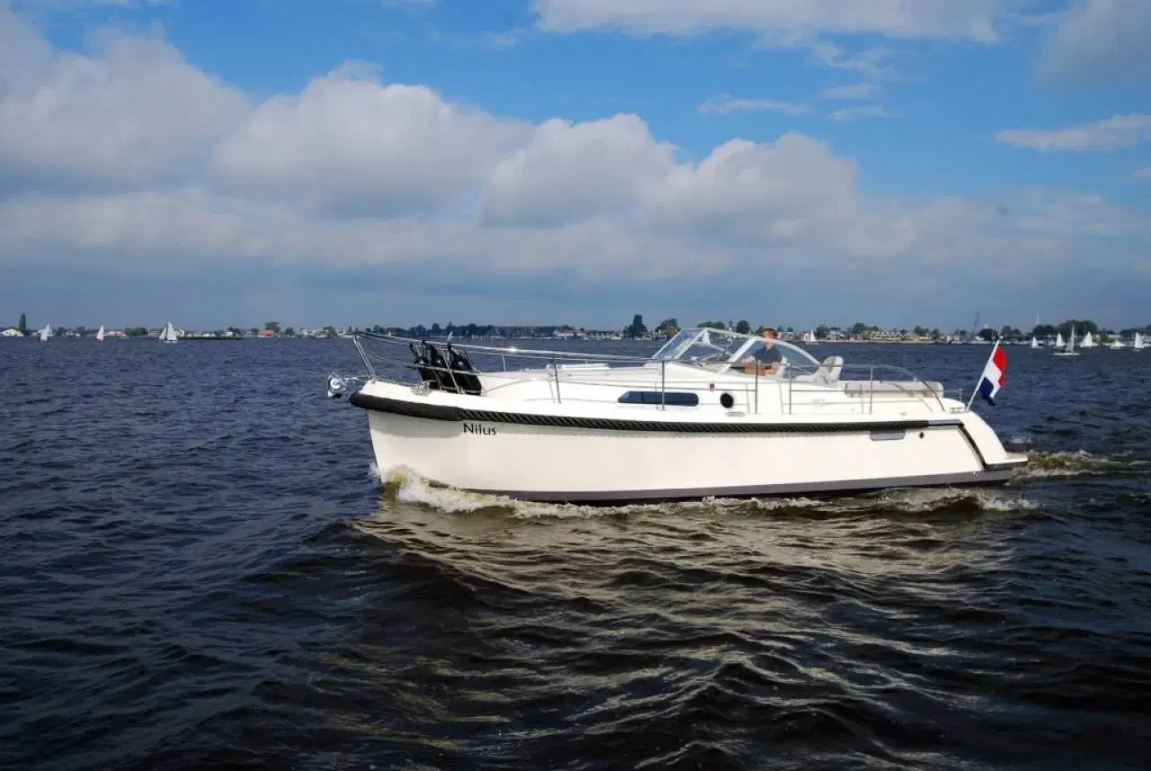 Intercruiser 32