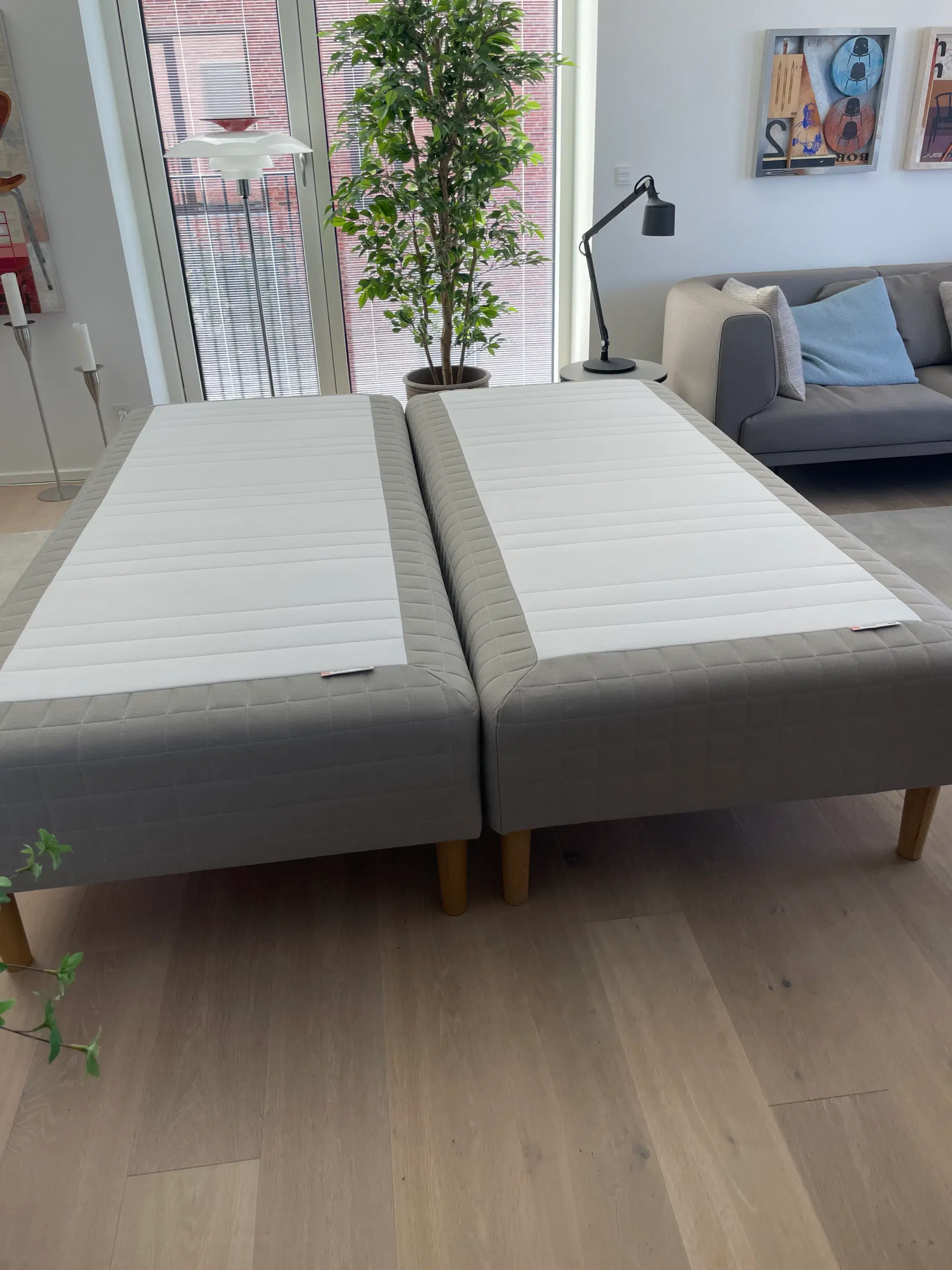 Ikea SKÅRER boxmadras 180x200 cm m/topmadras
