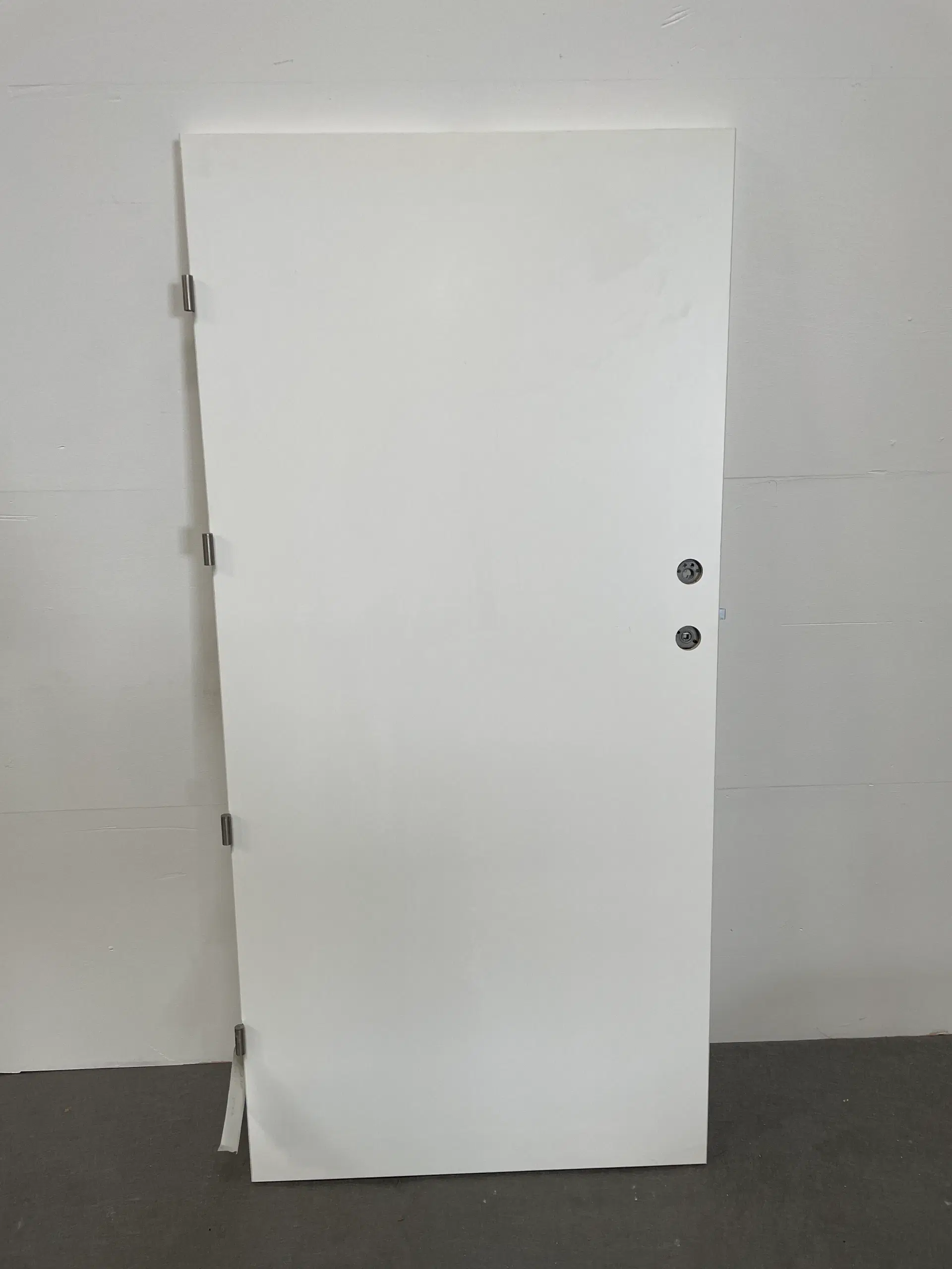 Nordicdoor kompakt massiv dør 824x40x1752mm venstrehængt hvid