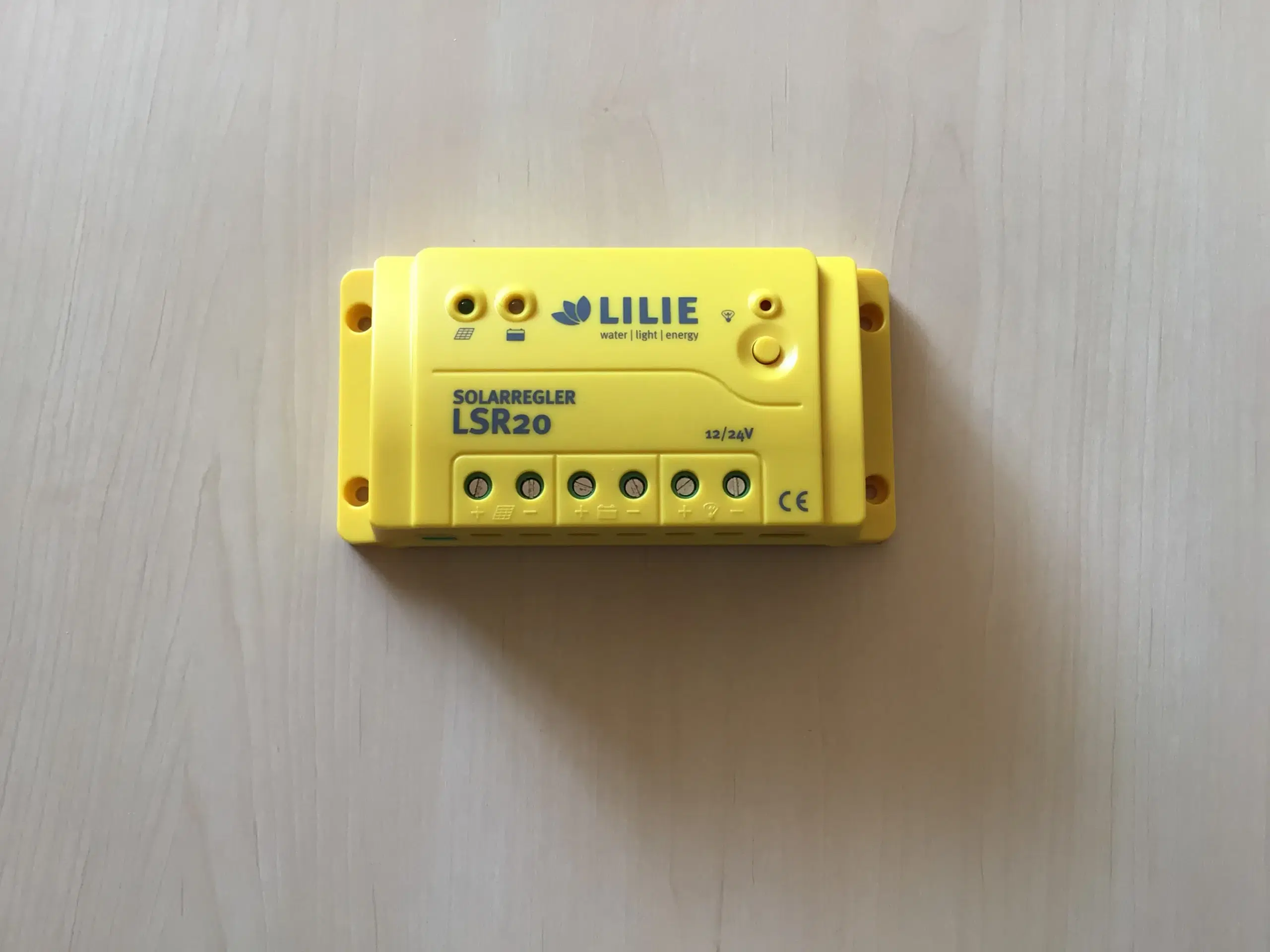 Lilie solcelle regulator 20A