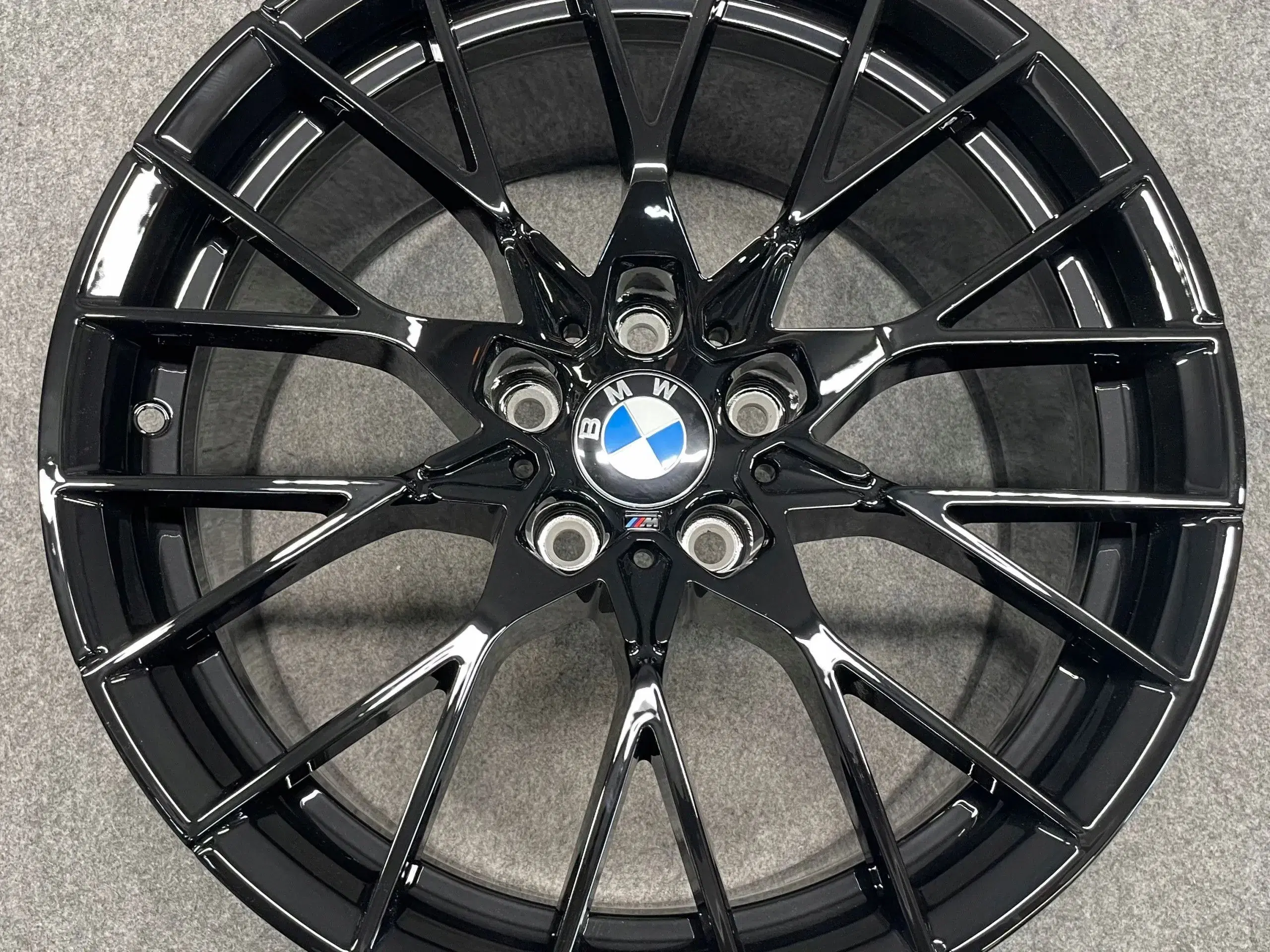 FÆLGE BMW M2 M3 M4 877M 9J i 10J x 19" 5x120