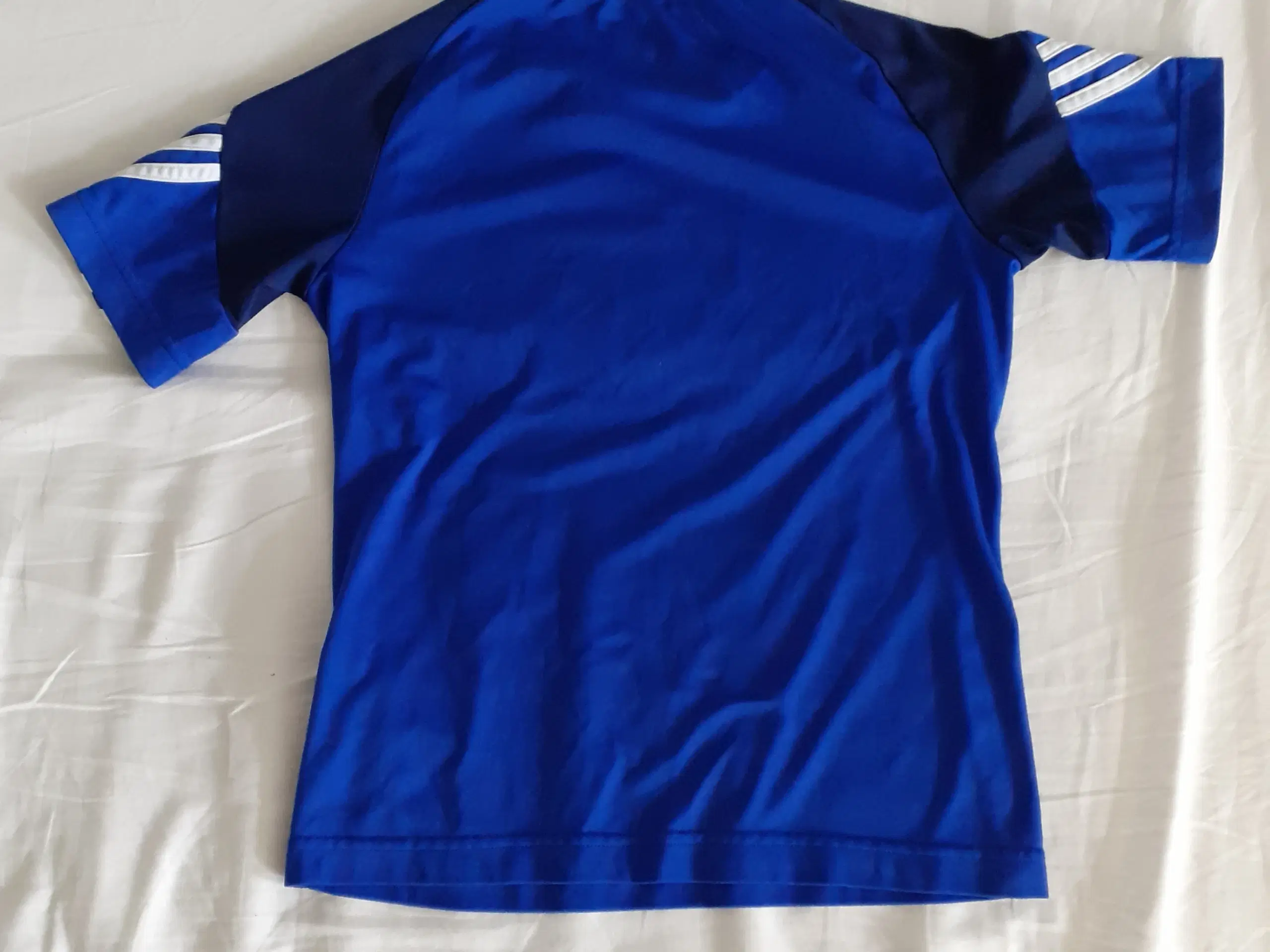 Adidas T-shirt str 152