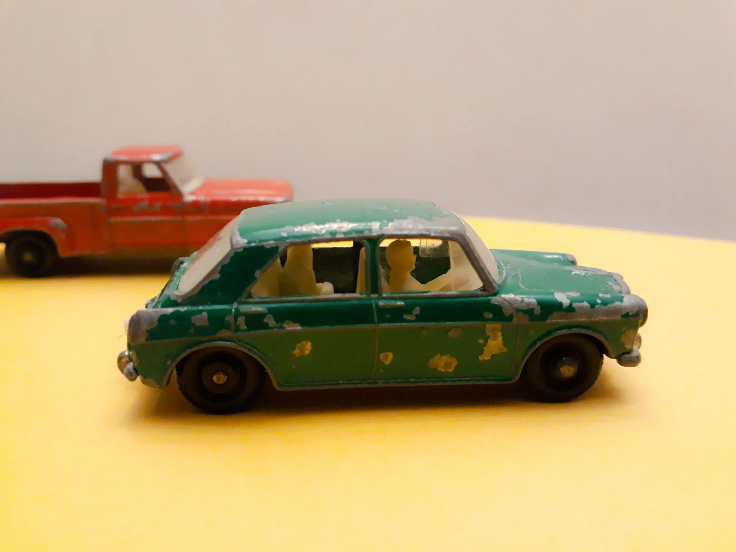 Matchbox MG 1100  Ford