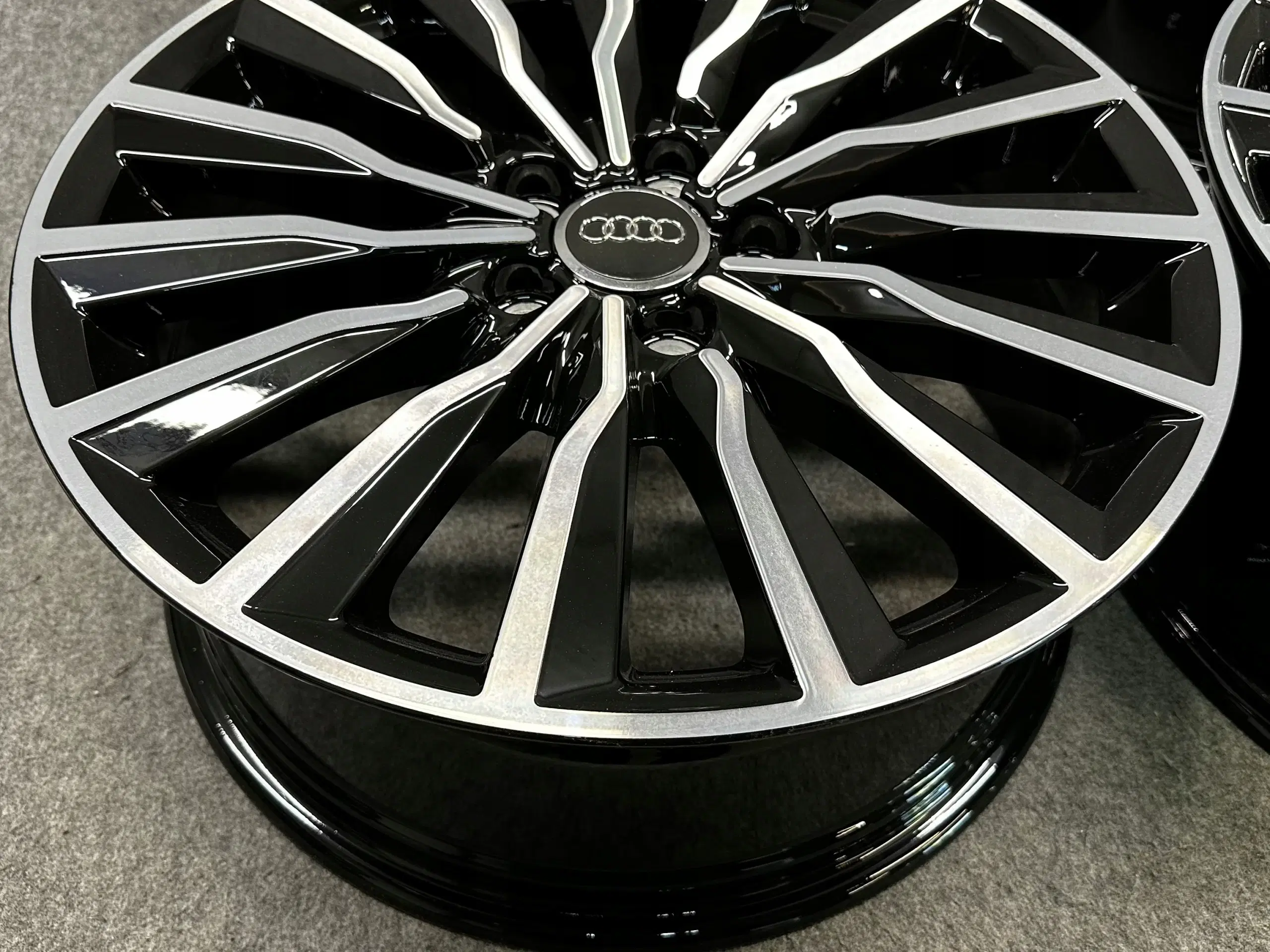 AUDI A3 8V 8V0 18 75" x 18" 5x112 ET 51