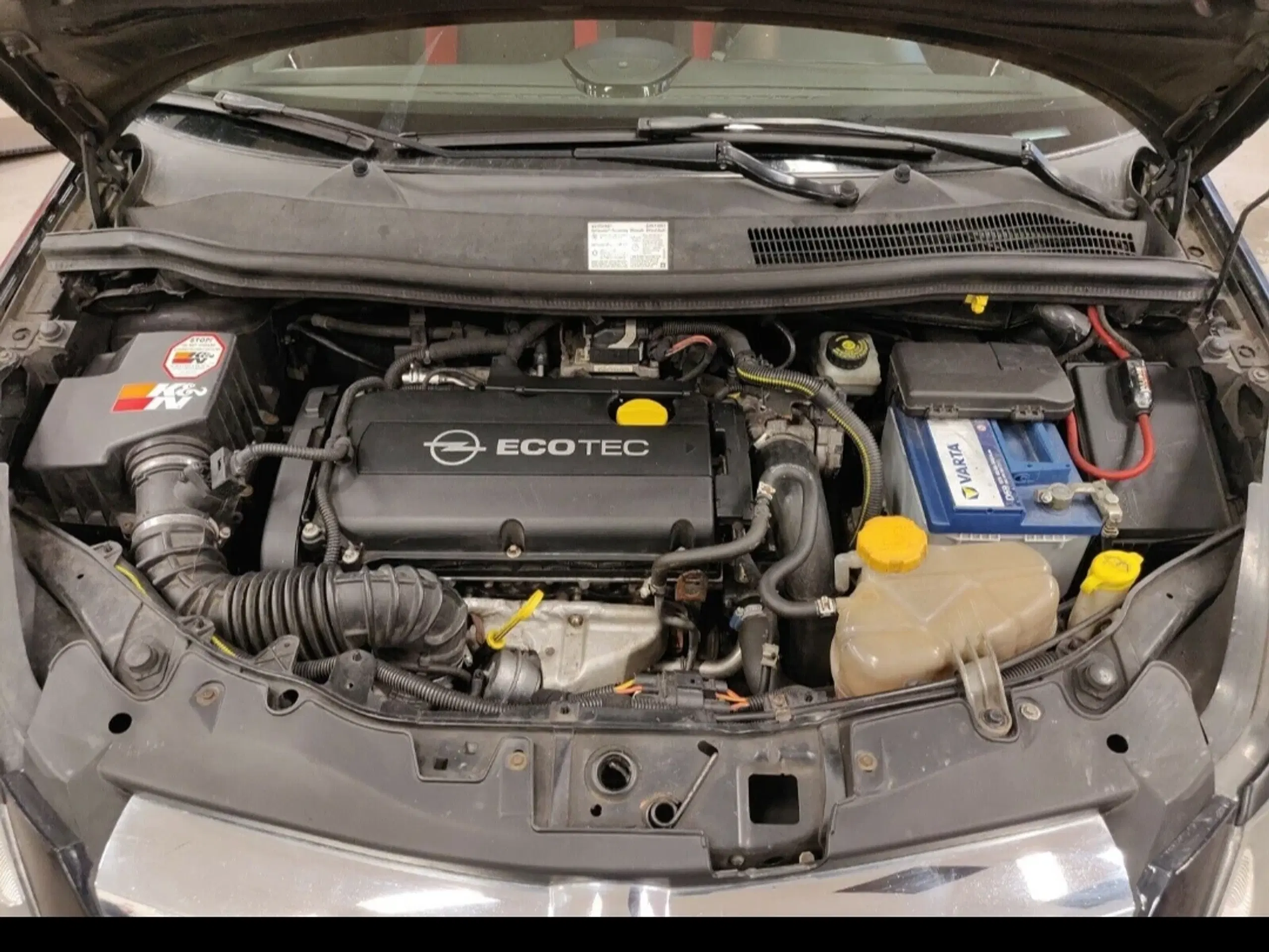 Opel Corsa 16 Gsi/Turbo  motor