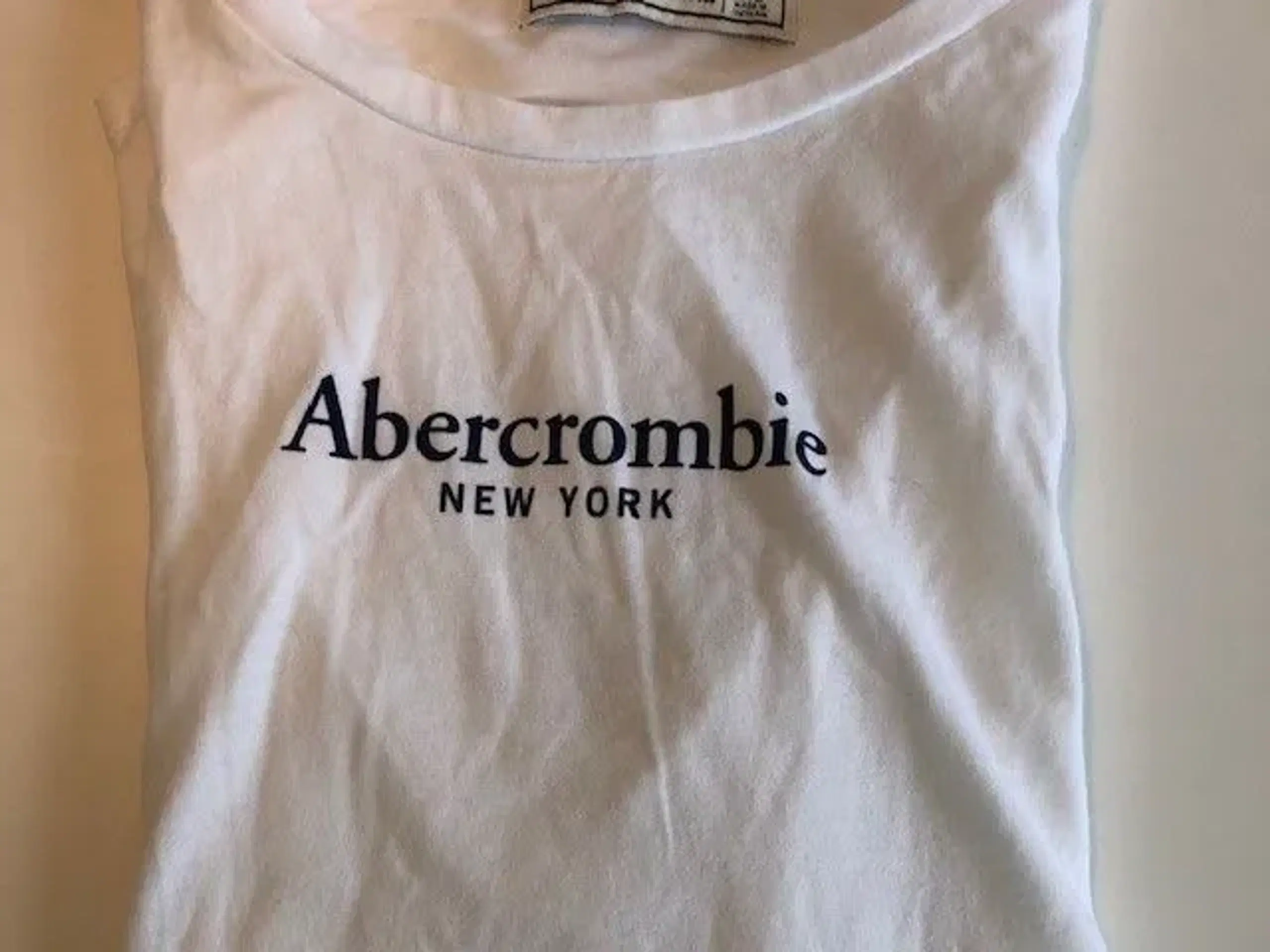 Top Abercrombie  Fitch