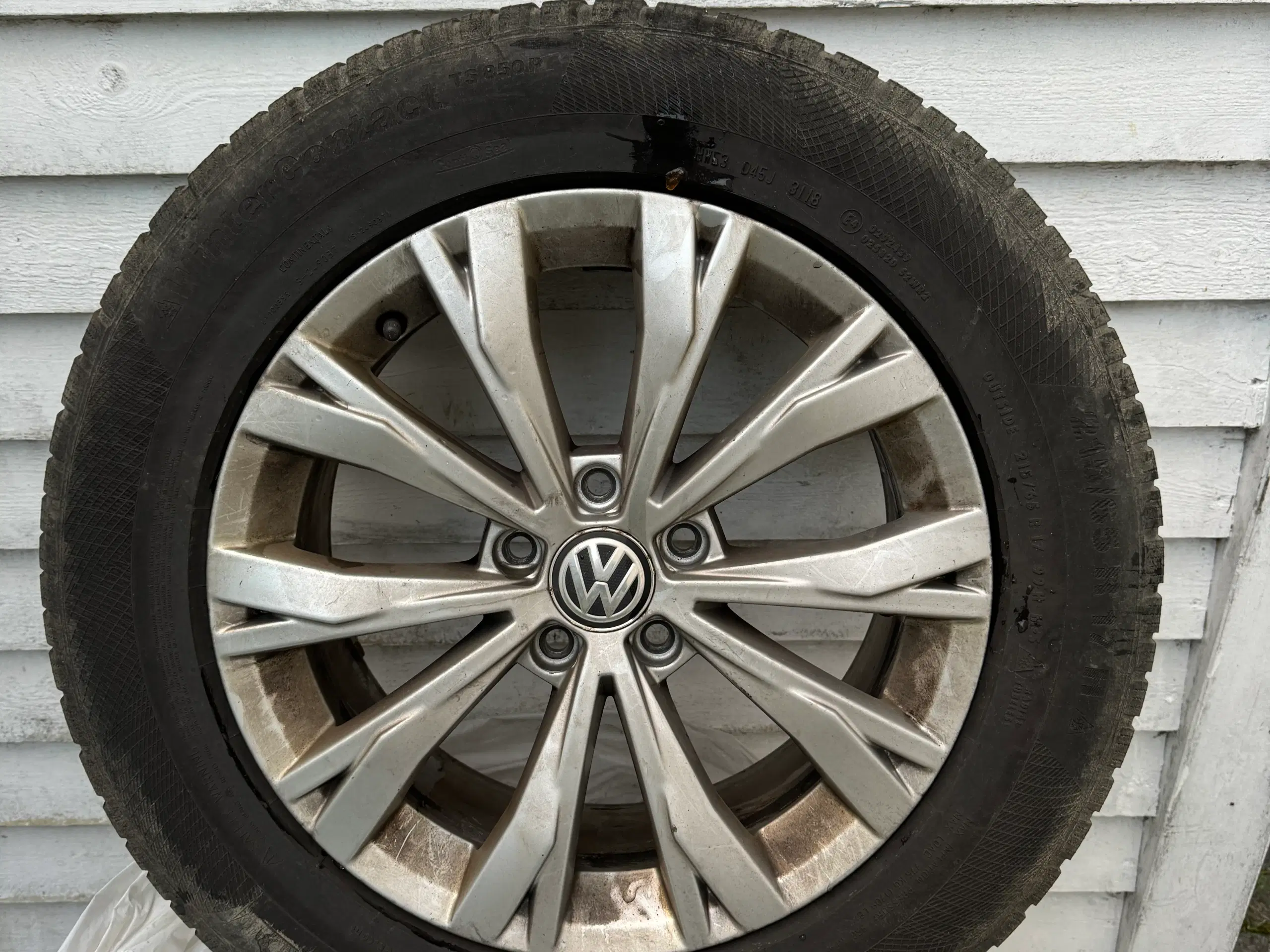 Originale Tiguan 17” vinterhjul 215/65-17