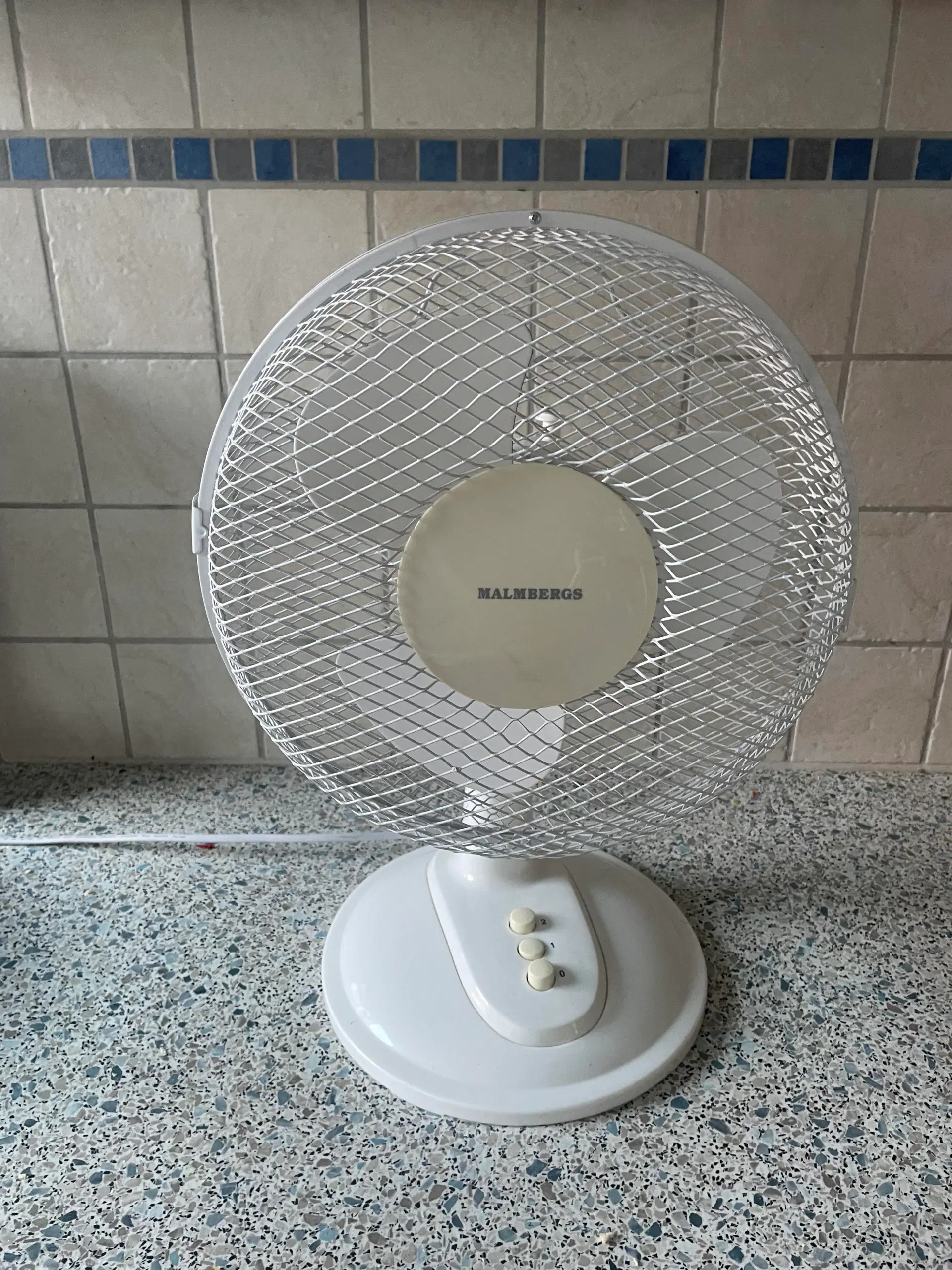 2 stk Bord ventilatorer