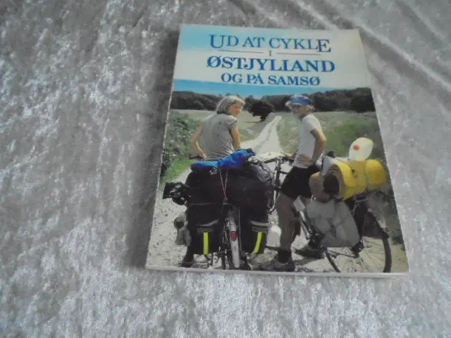 Ud at cykle i Østjylland og på Samsø