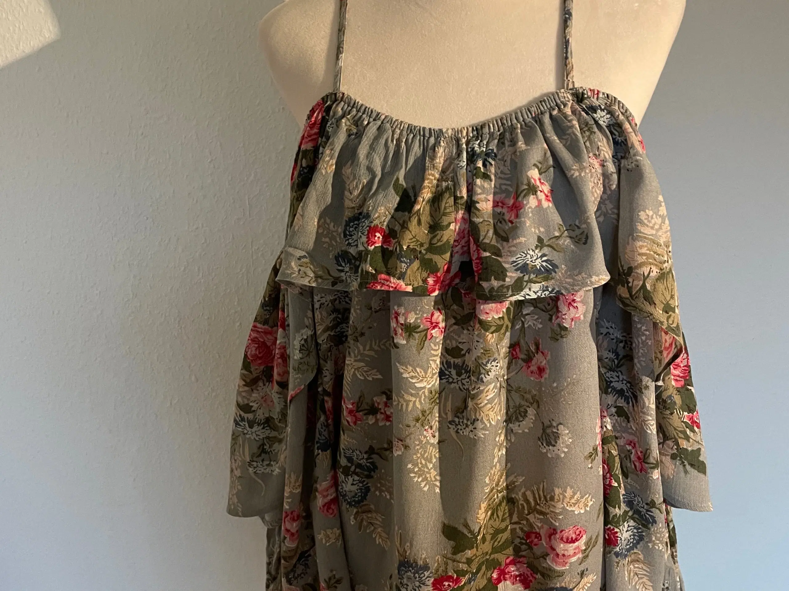 Off-shoulder top m blomsterprint