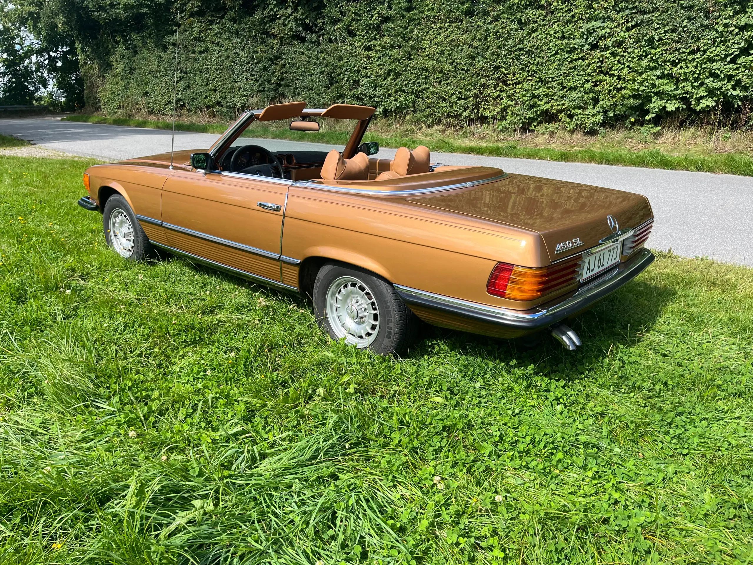 Mercedes Benz 450 SL