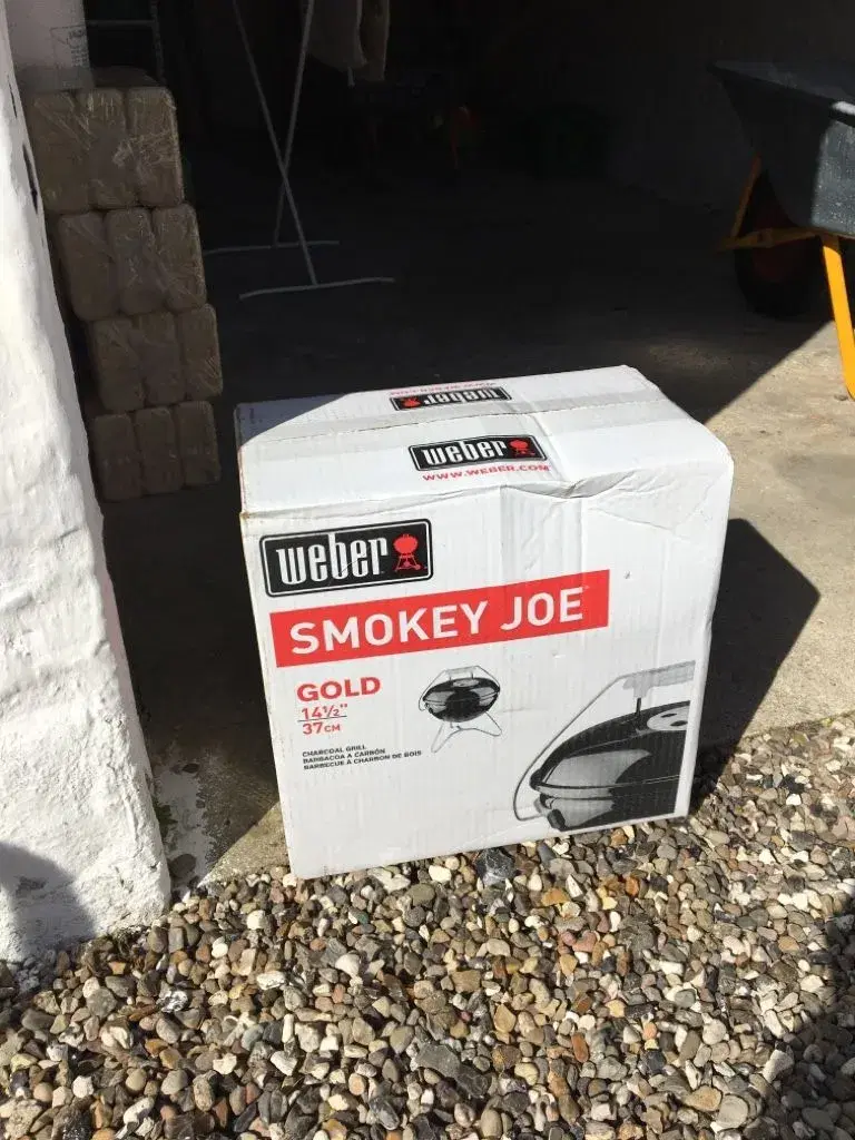 Weber Smokey Joe grill