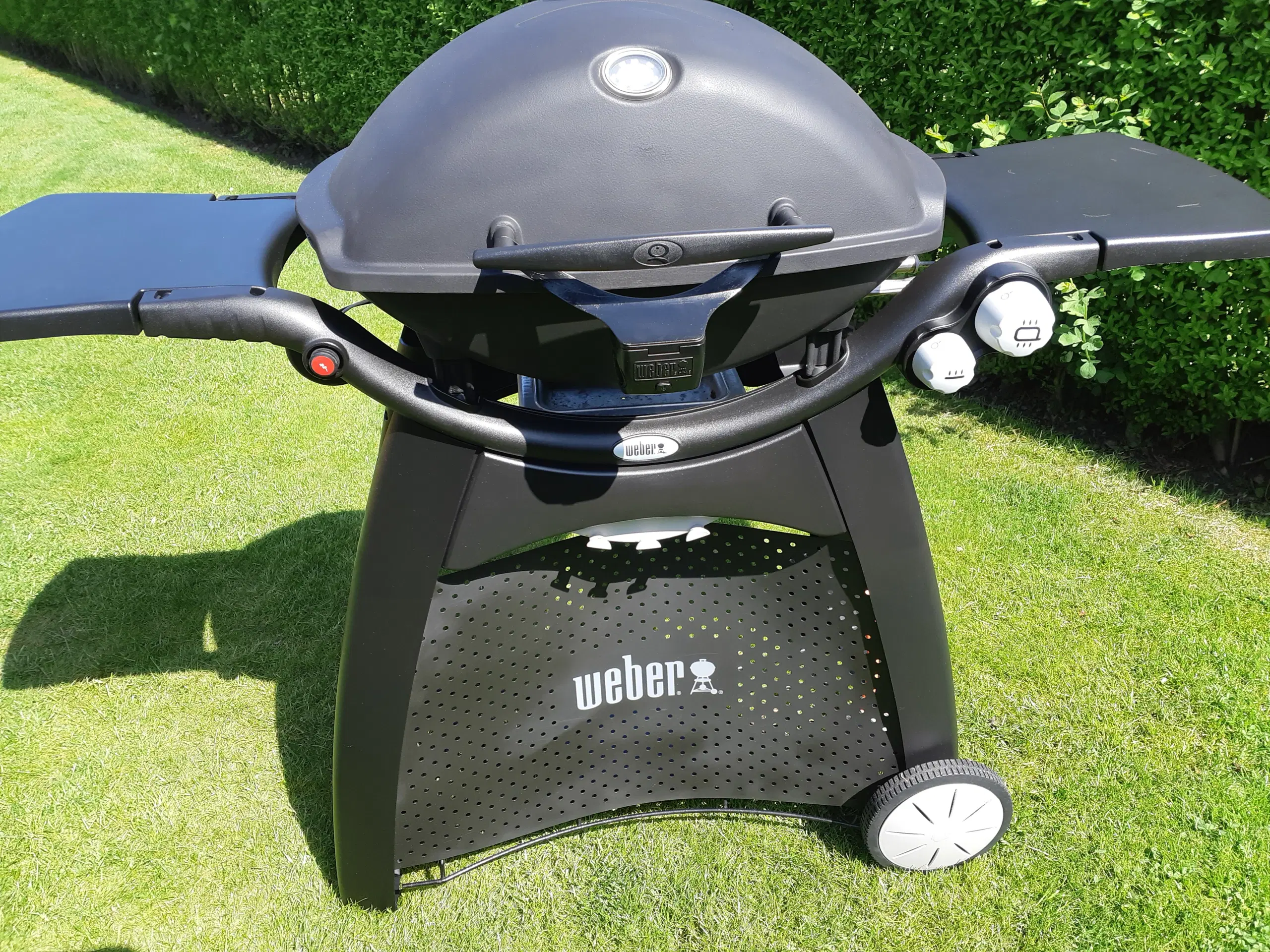 Weber  grill Q 3000