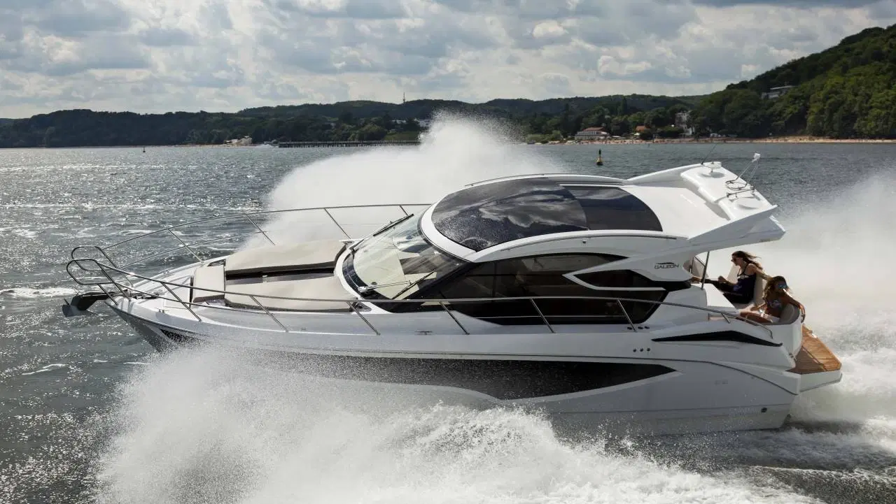 Galeon 370 HTC