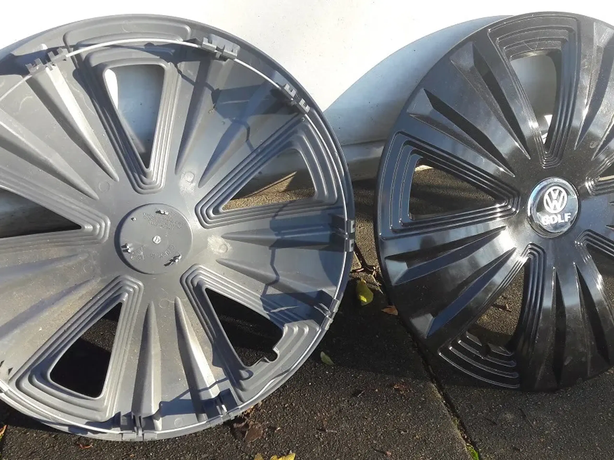 VW  Golf hjulkapsler 16" 4 stk