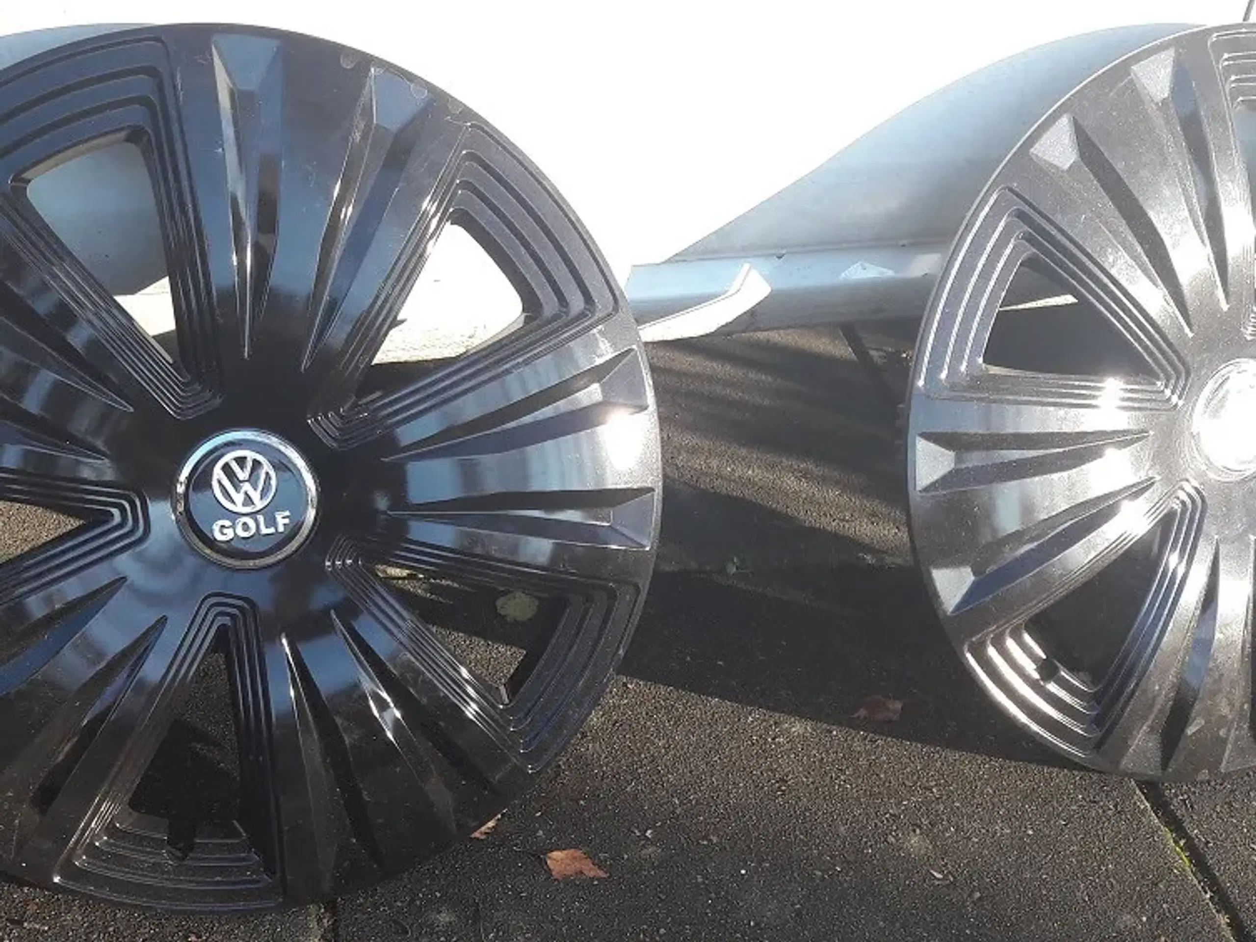 VW  Golf hjulkapsler 16" 4 stk