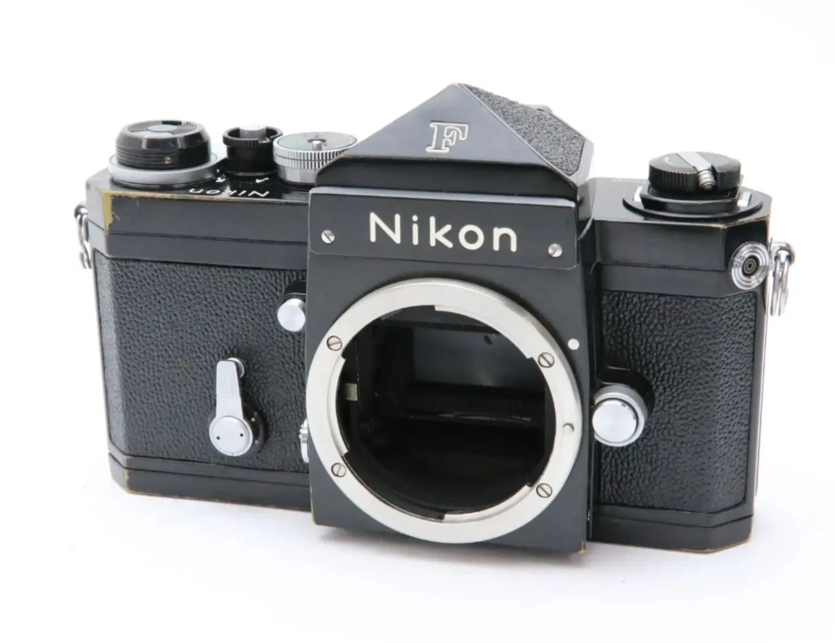 Nikon f købes