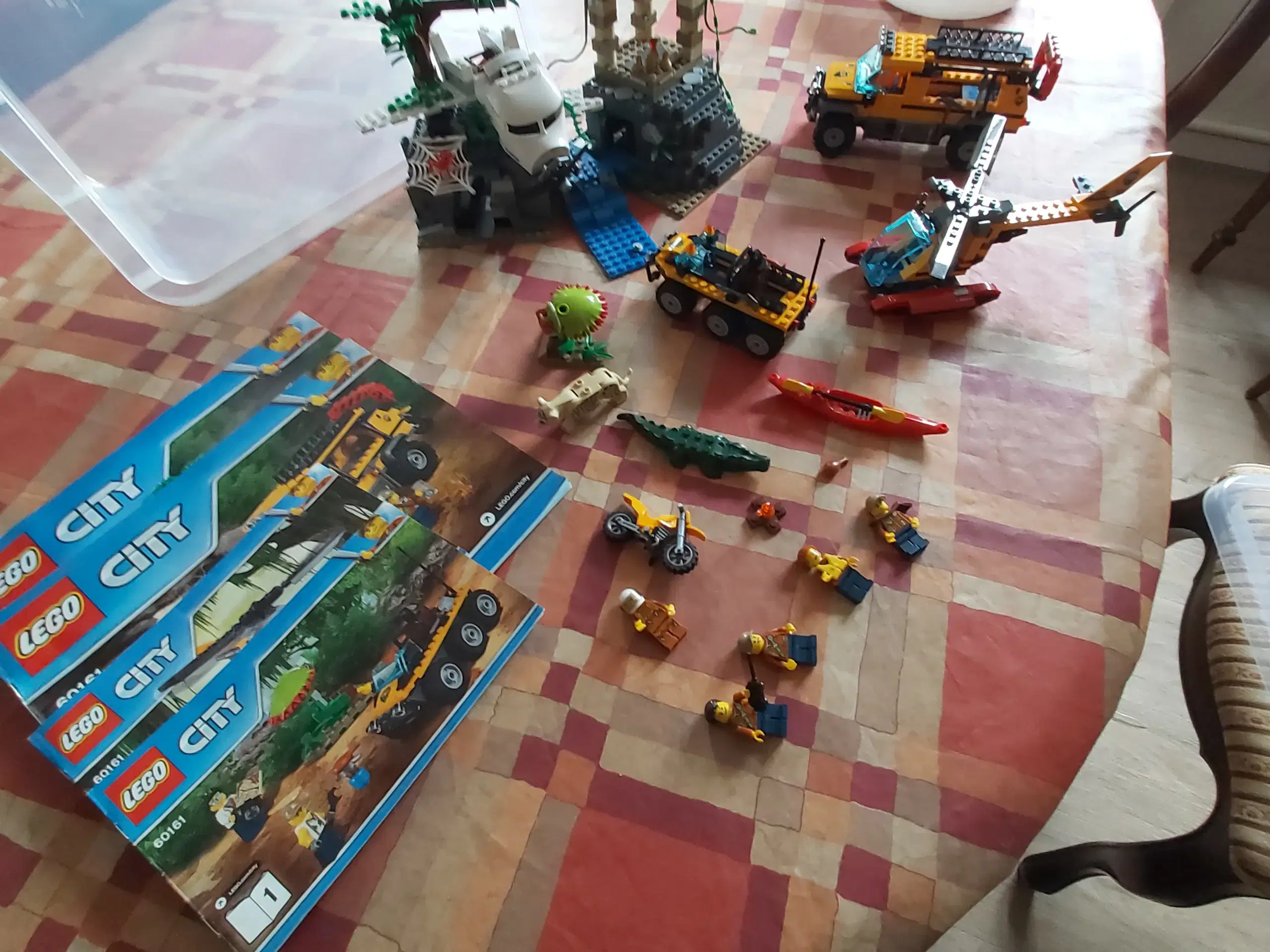 Jungle lego 60161