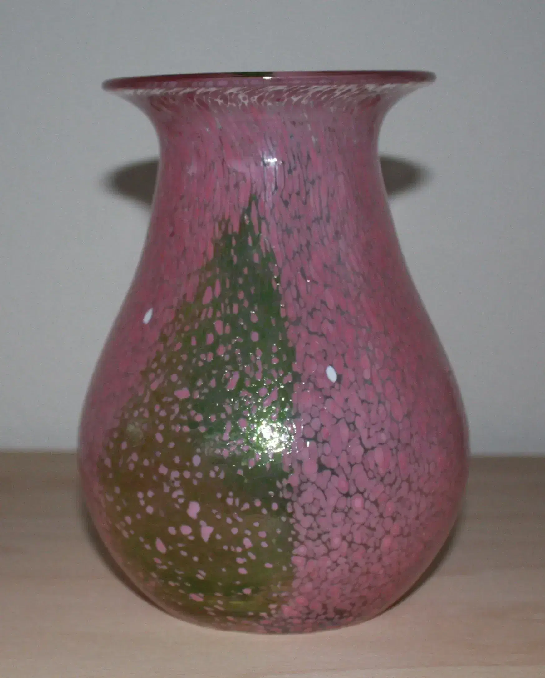 Ulrica Hydmann-Vallien Kosta Boda Vase og skål