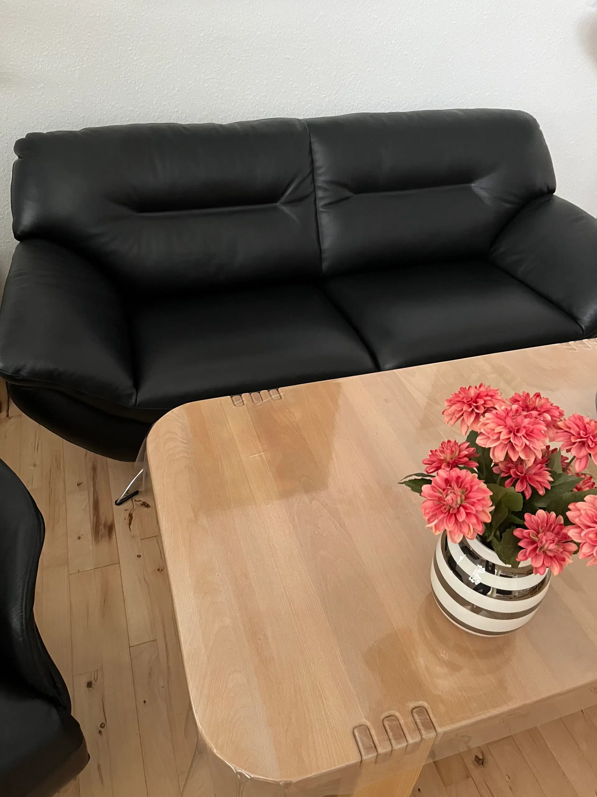 Hjort Knudsen  3 p Sofa