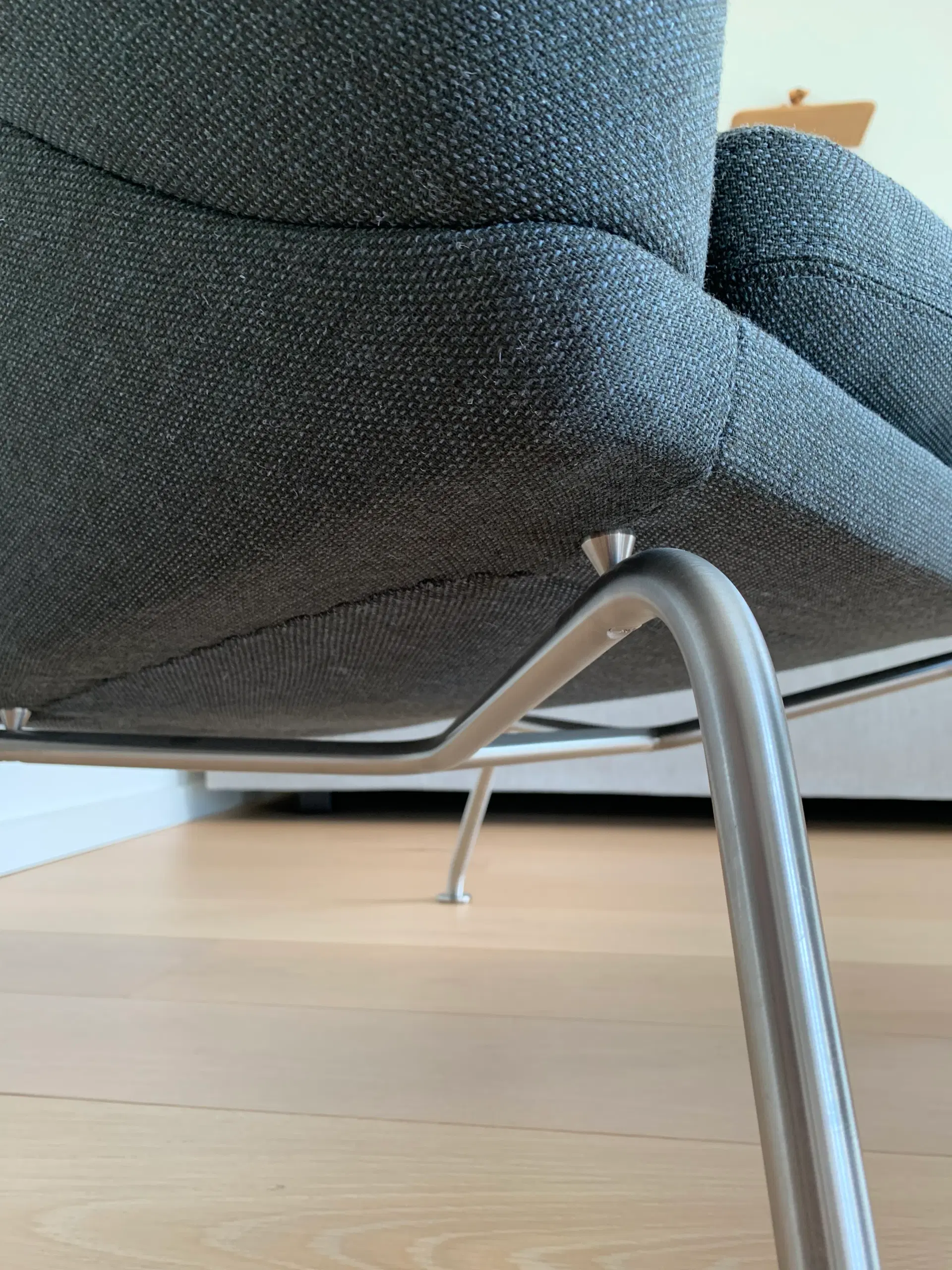 Wegner design lænestol m skammel Oculus CH468