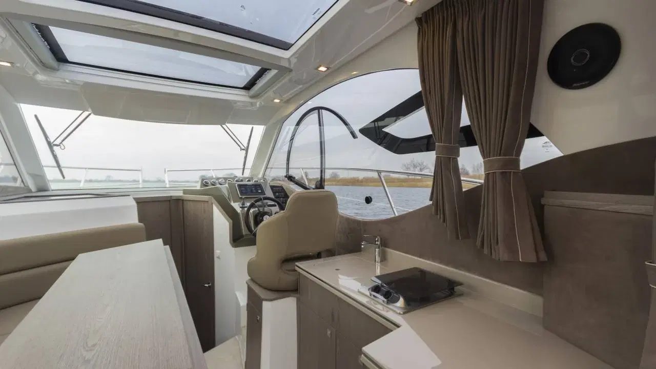 Galeon 310 HTC