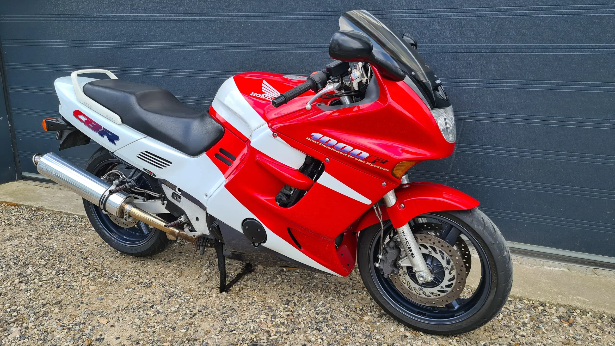 Honda CBR 1000F