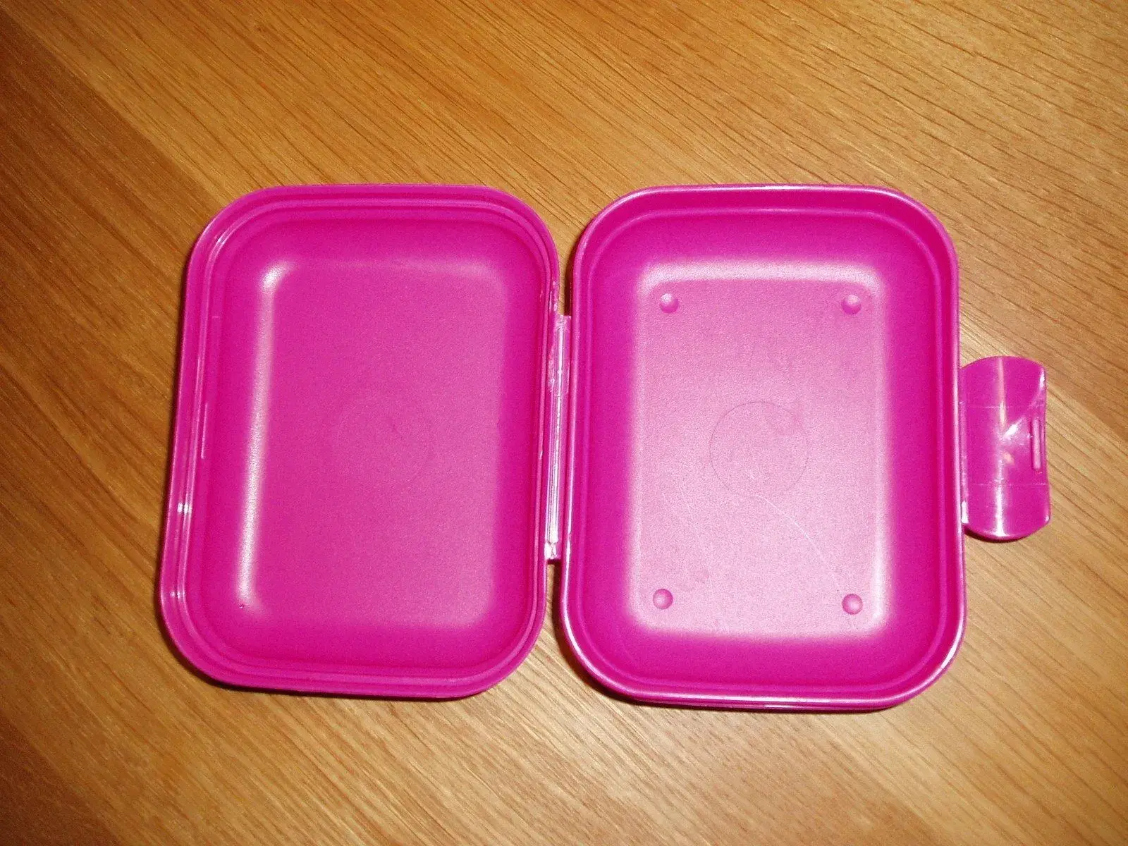 Tupperware madkasse med Hello Kitty