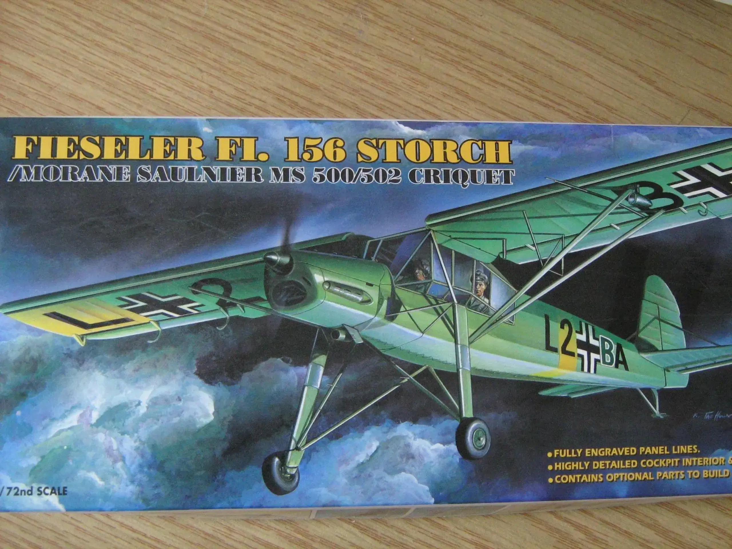 Academy Fieseler Storch skala 1/72