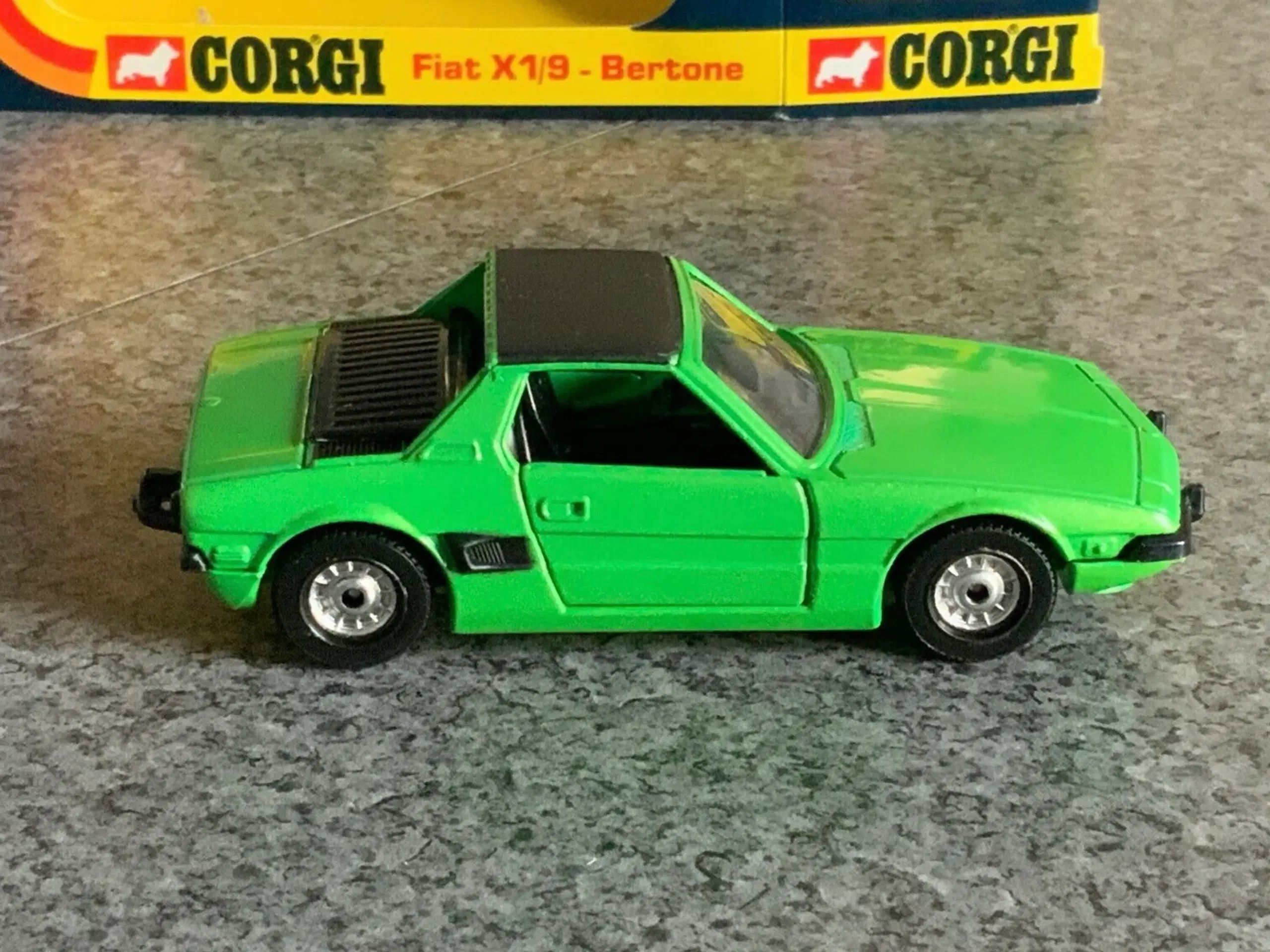 Corgi Toys No 314 Fiat X1/9 Bertone scale 1:36