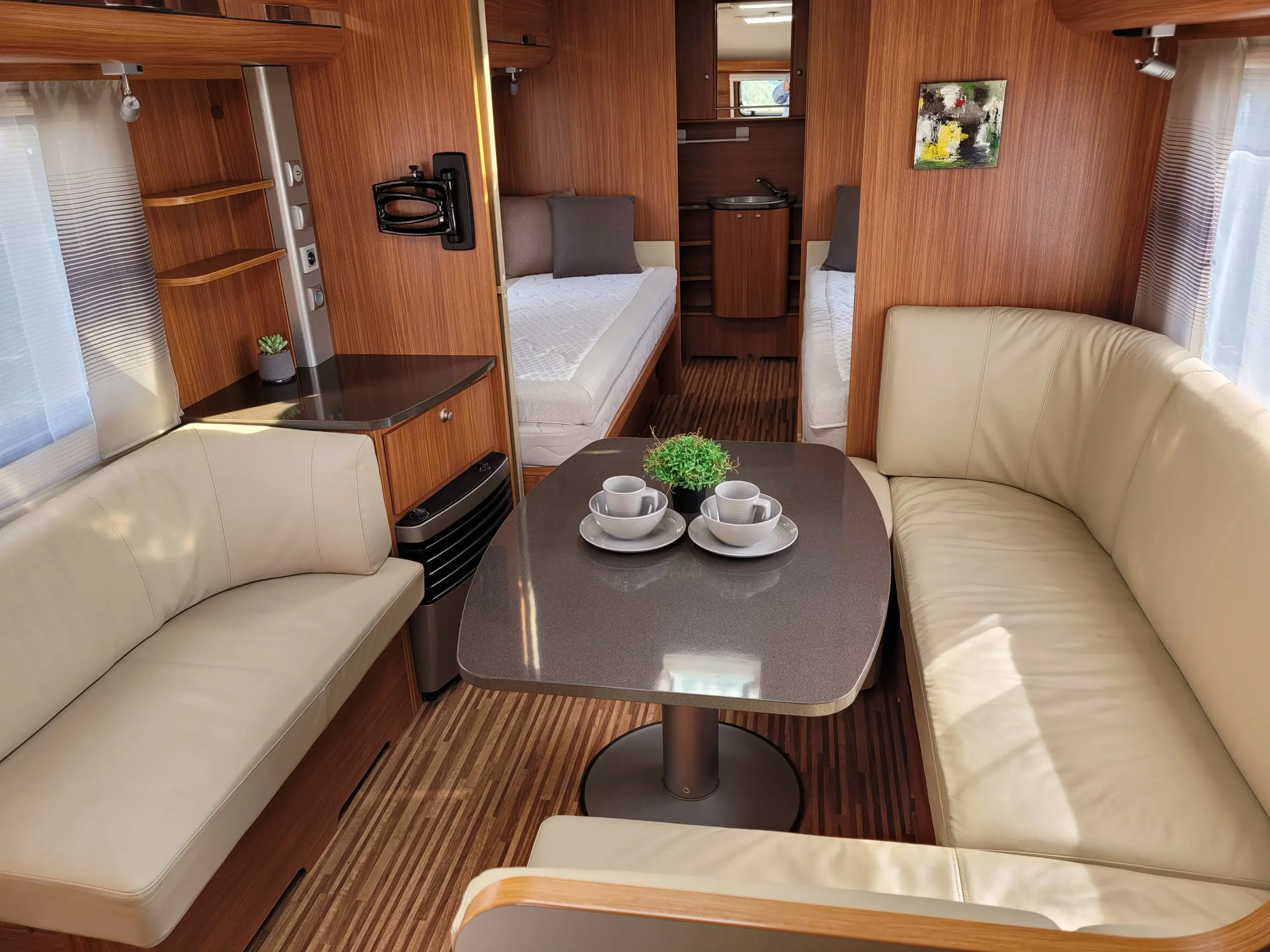 2013 Adria 613 HTBILLIG ENGROS