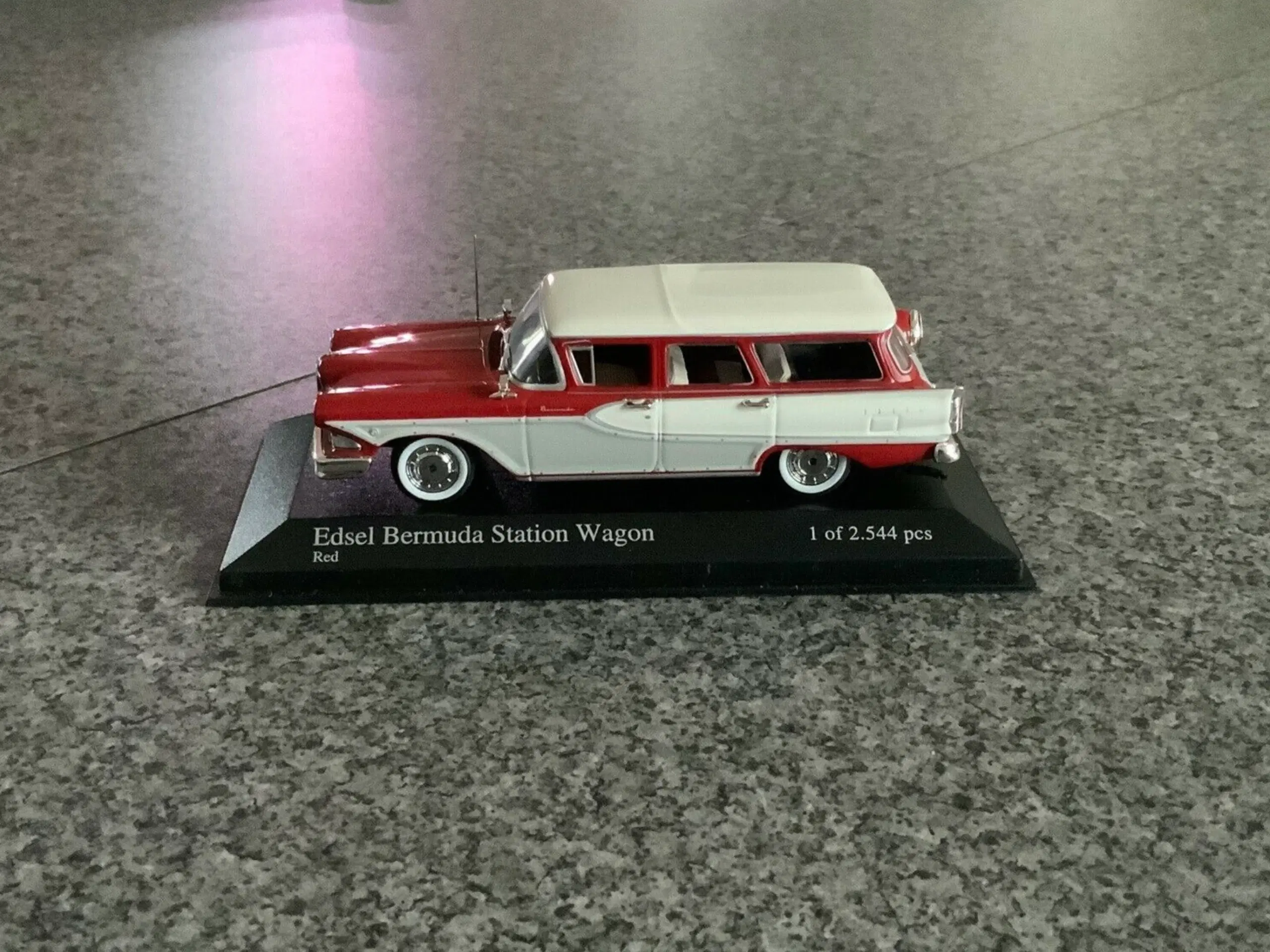 Minichamps Edsel Bermuda Station Wagon