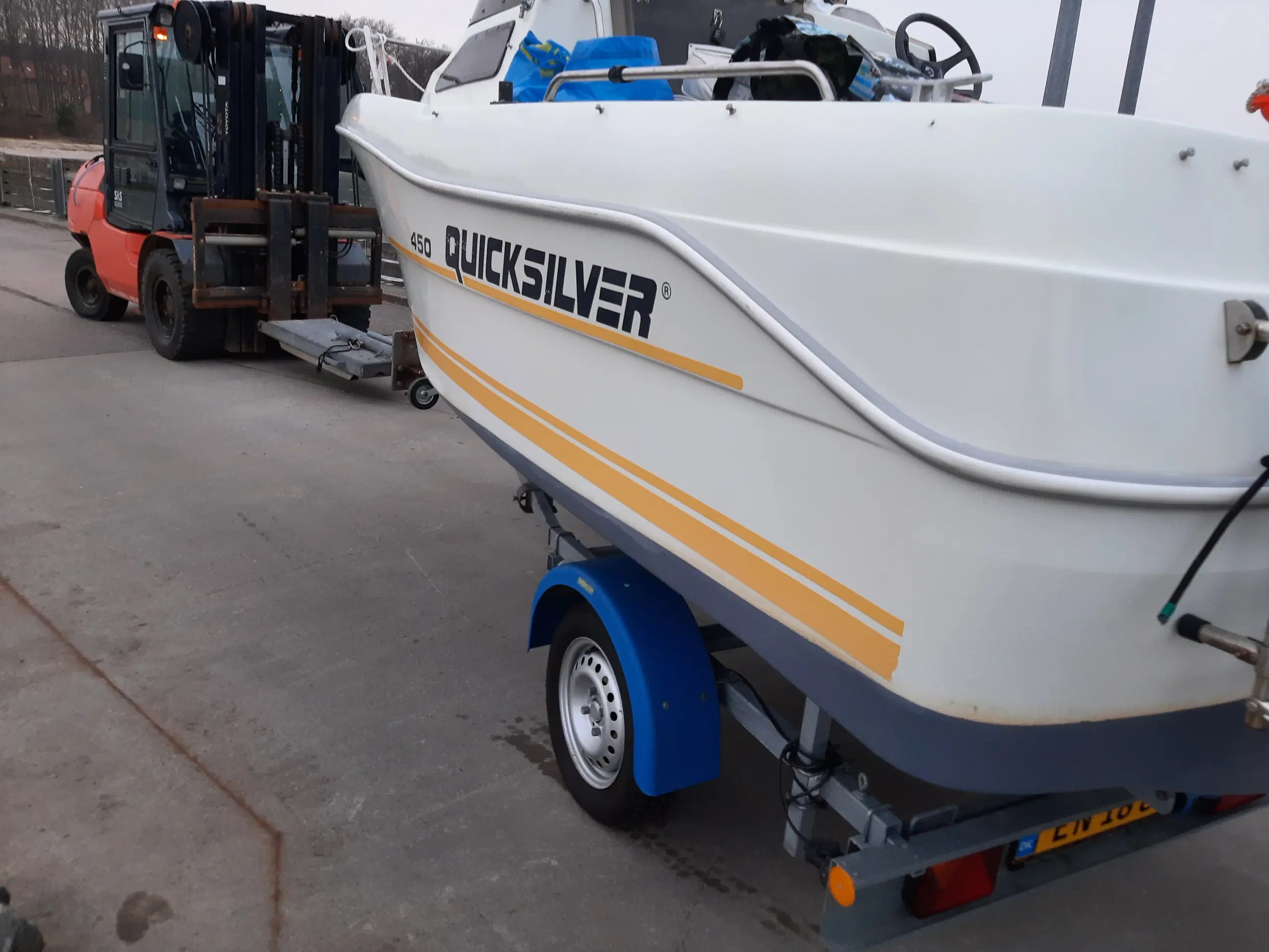 Quicksilver 450c