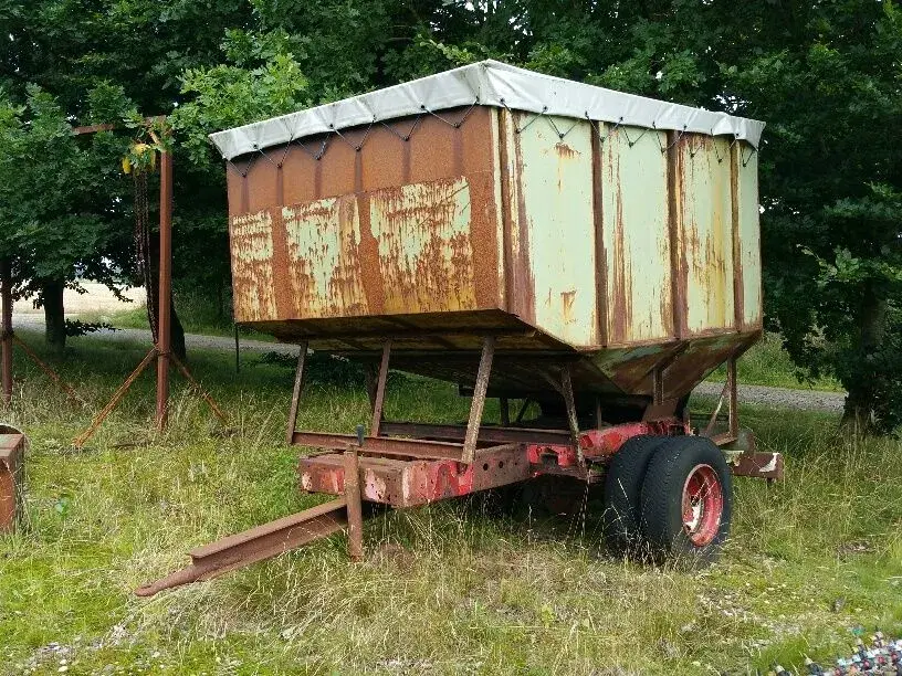 3500 KG vogn med overdækning