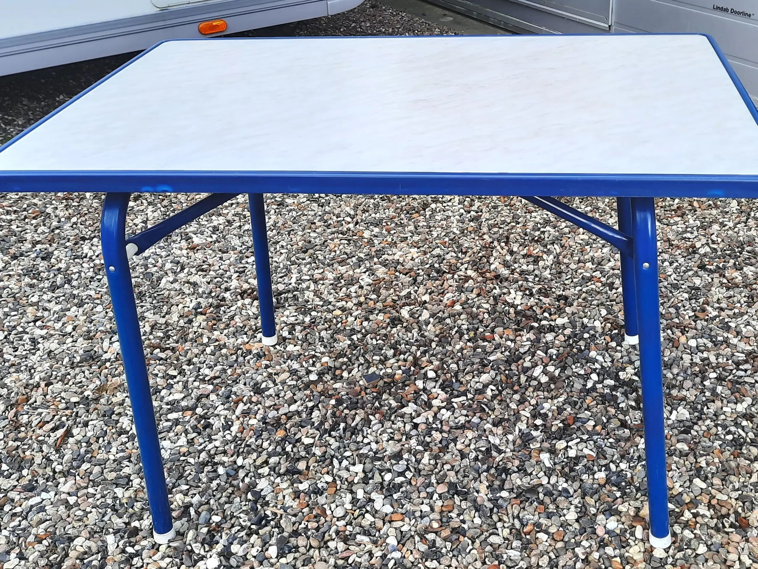 Campingbord 70 x 110 cm.