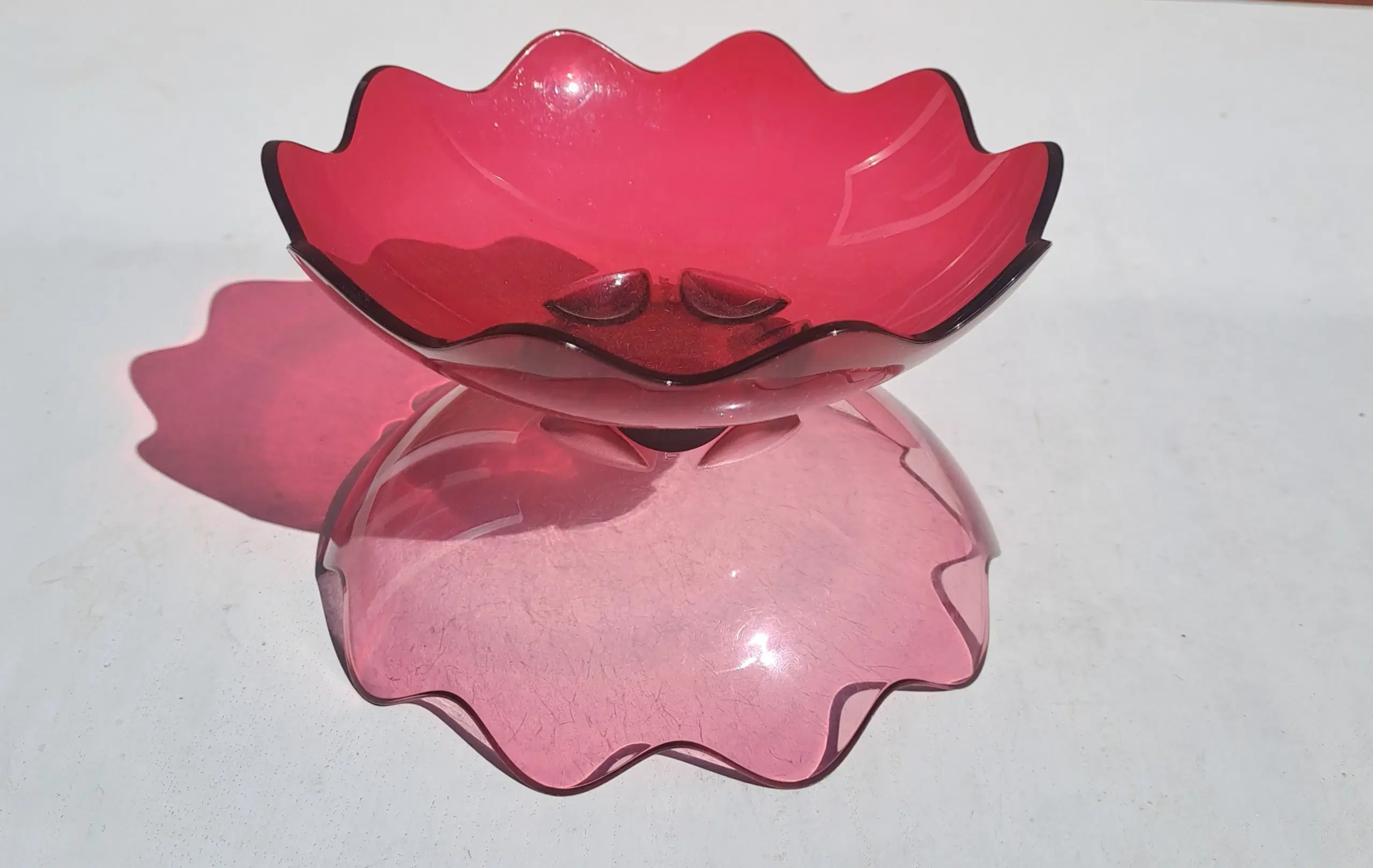 Tupperware og vintage glas vase